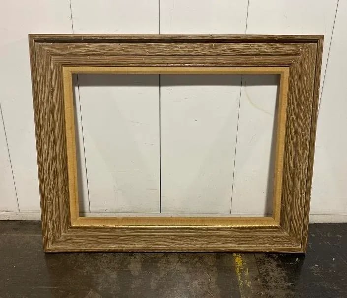 Vintage Wood Frame With Gold Leaf Edge Detail - 8