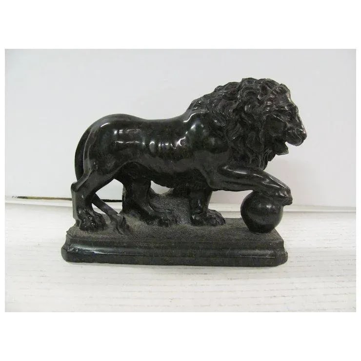Mid 19th Century Hand Carved Marble Lion - 4