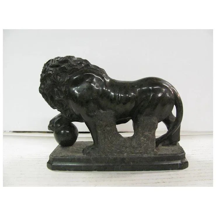Mid 19th Century Hand Carved Marble Lion - 5