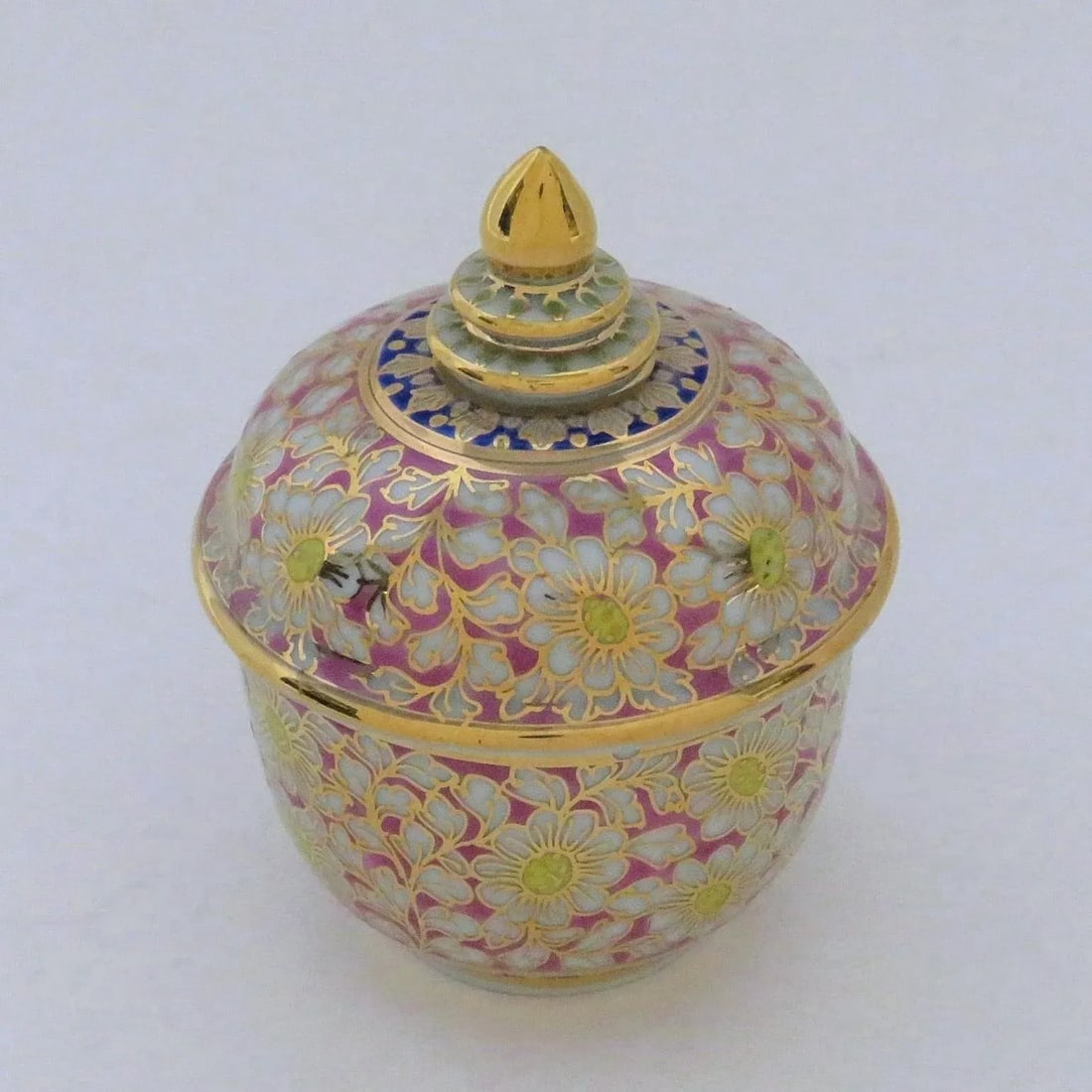 Thai Benjarong Jar - 3