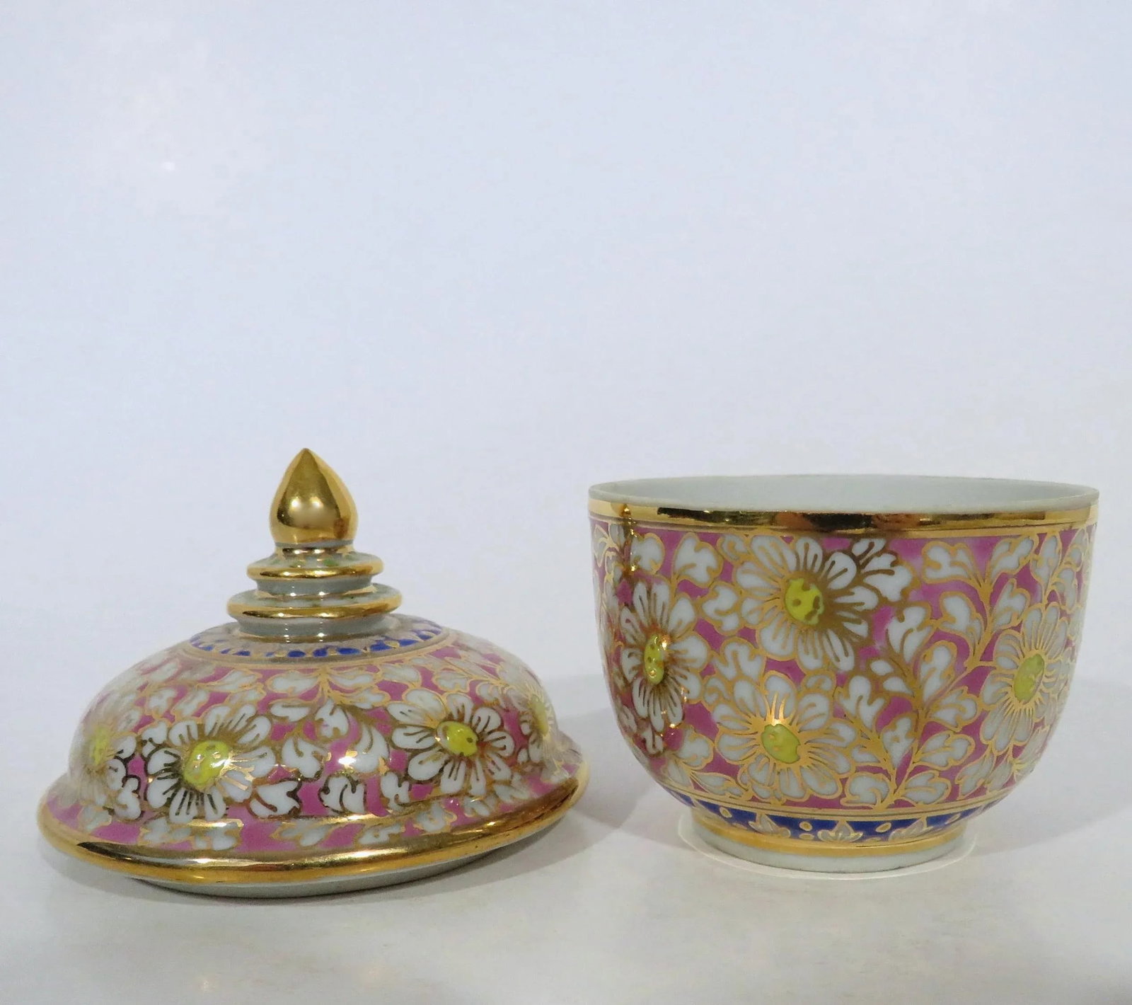 Thai Benjarong Jar - 5