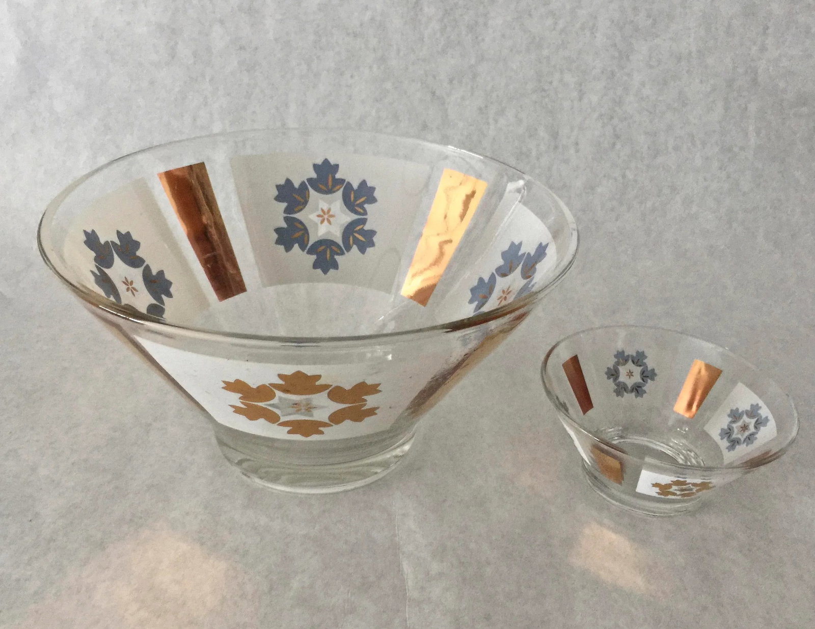 Mid-Century Chip & Dip Bowls - A Pair - 2