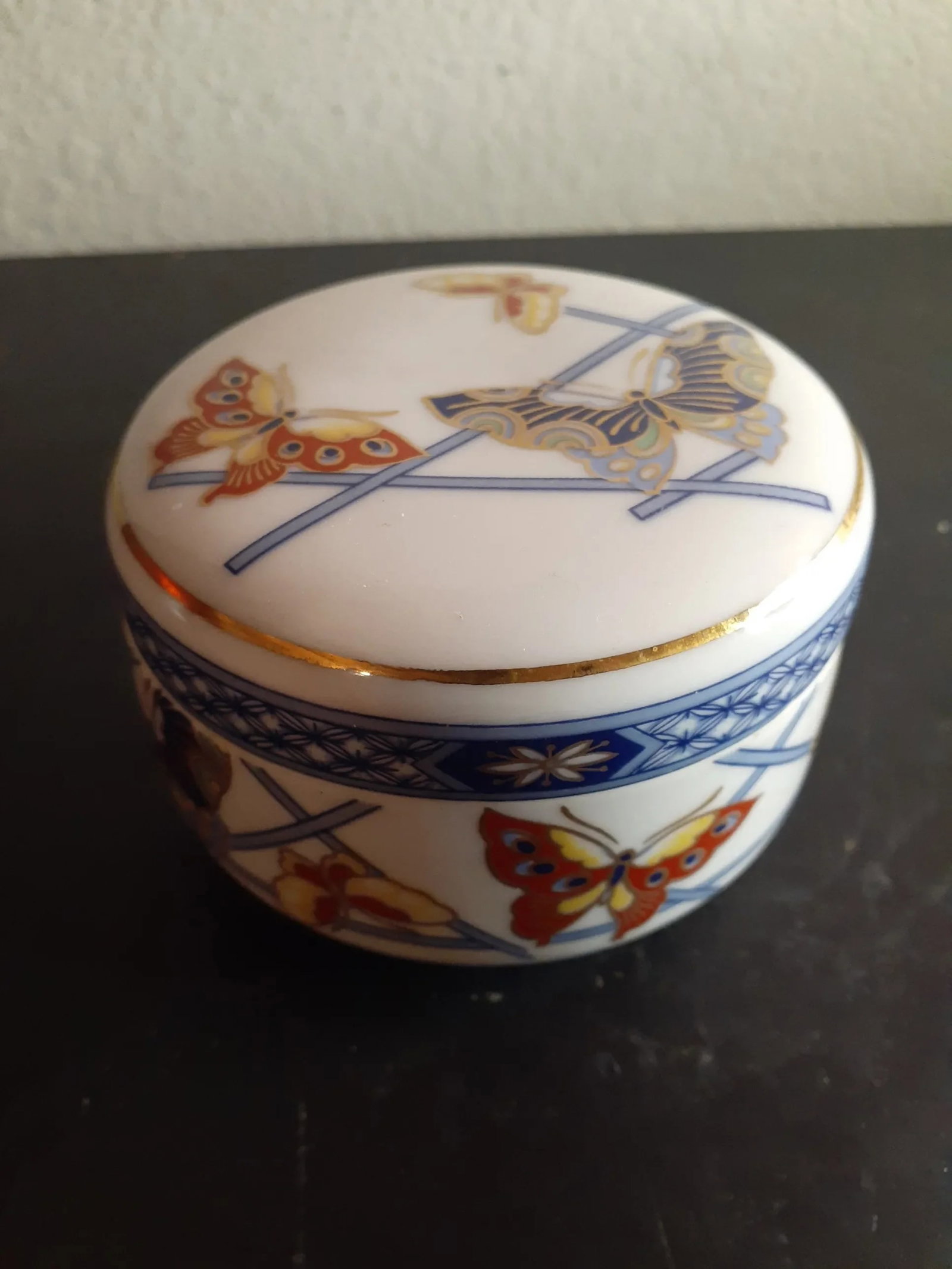 1950s Butter Flight Butterflies Porcelain Trinket Box, Made in Japan - 7