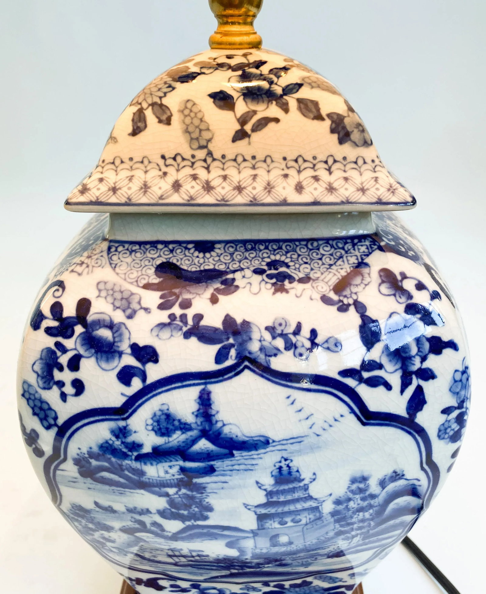 Vintage 1920s Chinese Blue and White Ginger Jar Lamp With Shade - 10