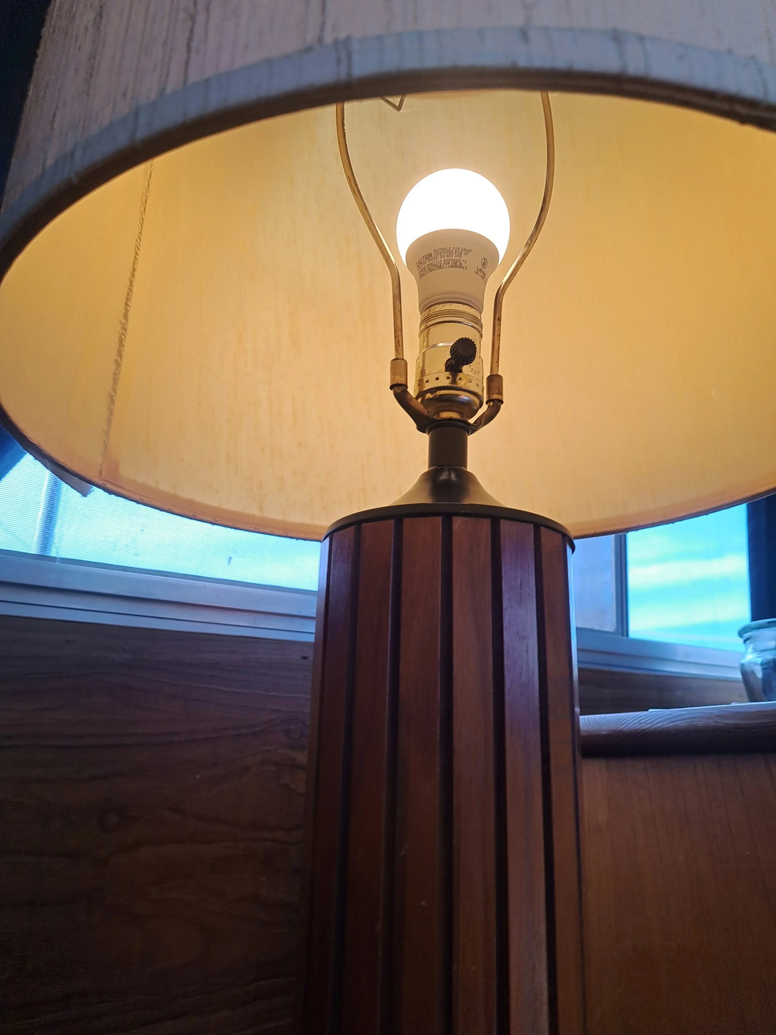 Mid-Century Modern Gruvwood Wood Lamp - 3