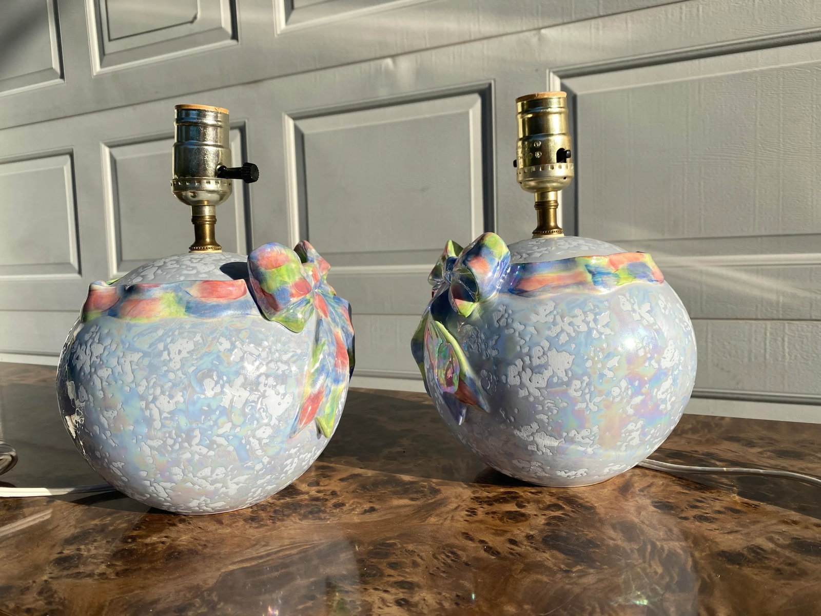 2002 Ceramic Ribbon and Bow Boudoir Lamps- a Pair - 2