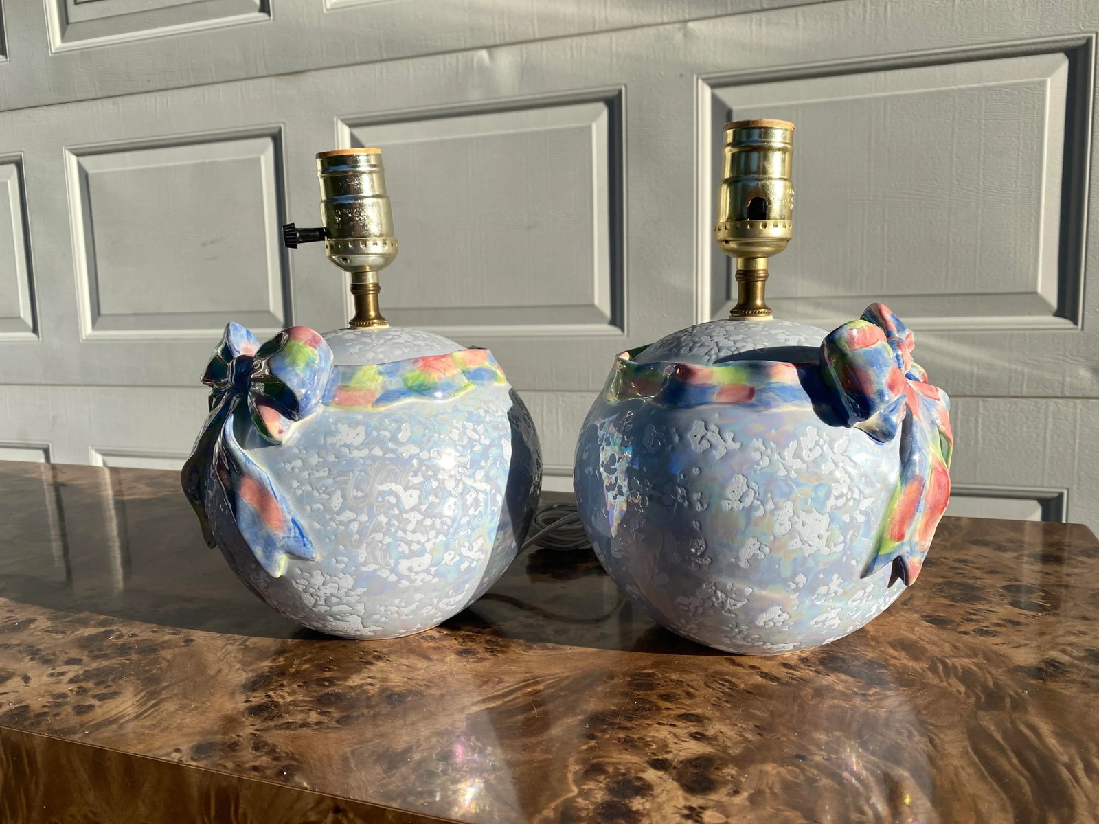 2002 Ceramic Ribbon and Bow Boudoir Lamps- a Pair - 4