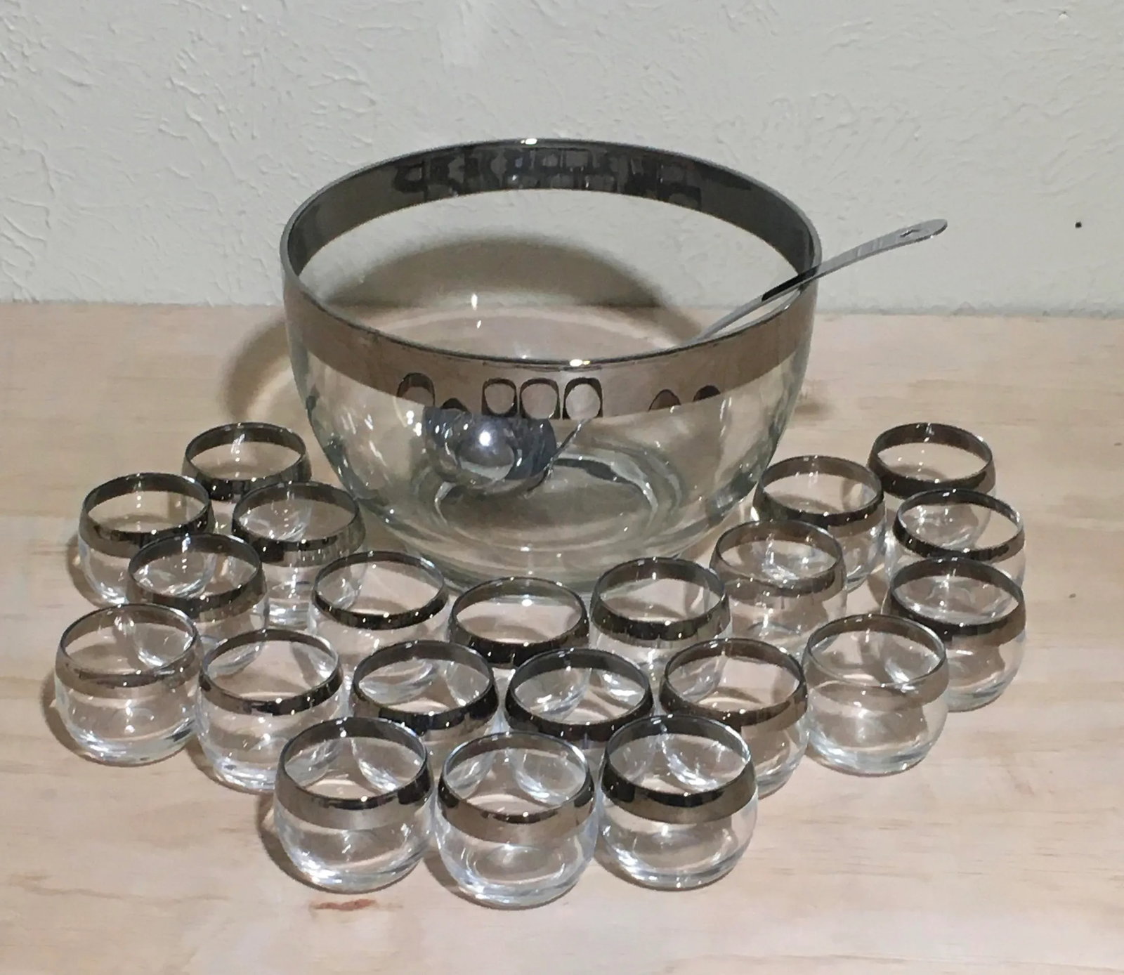 Mid Century Modern Dorothy Thorpe Style Silver Rim Roly Poly Punch Bowl Set- 23 Pieces - 13