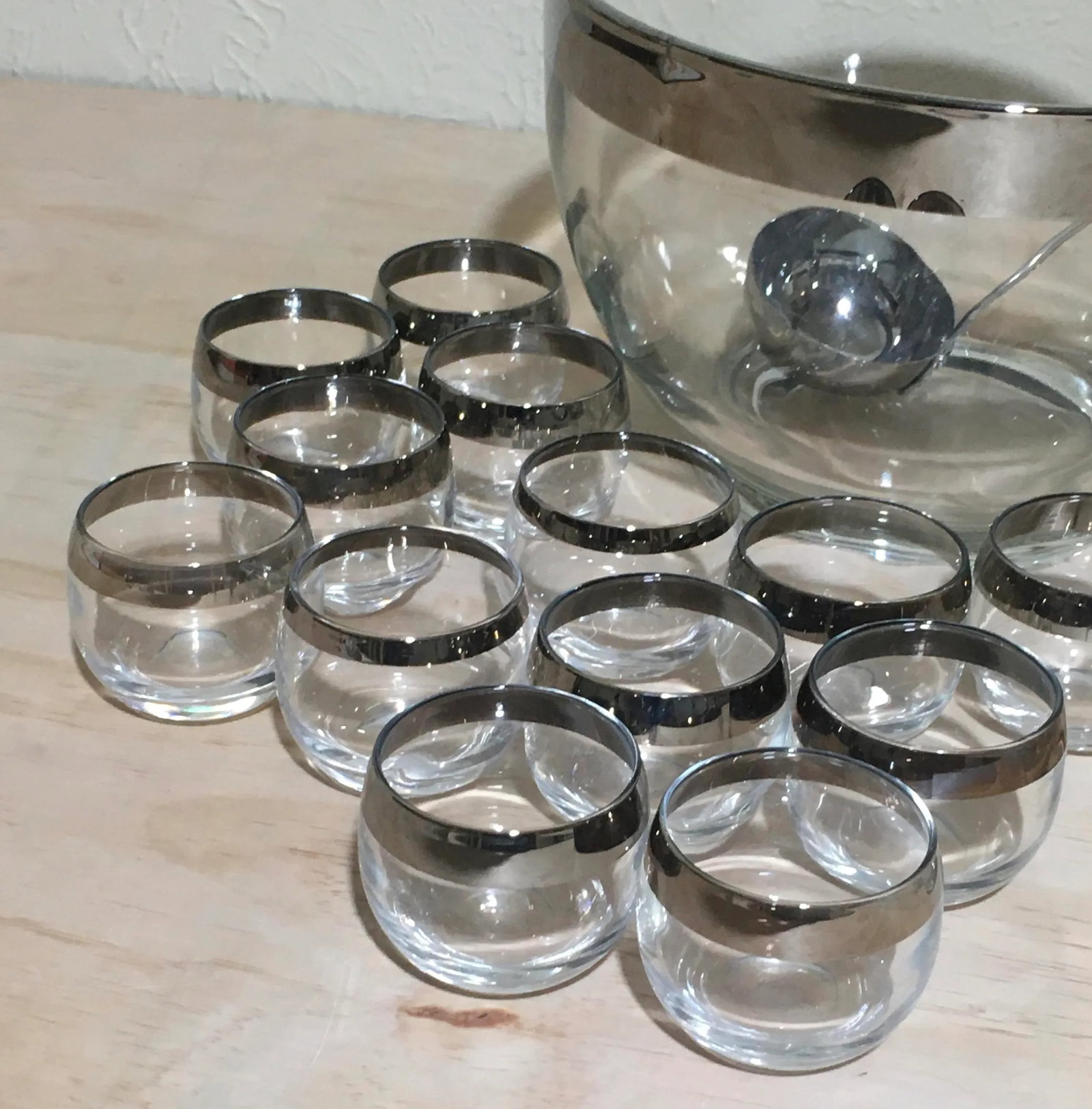Mid Century Modern Dorothy Thorpe Style Silver Rim Roly Poly Punch Bowl Set- 23 Pieces - 4