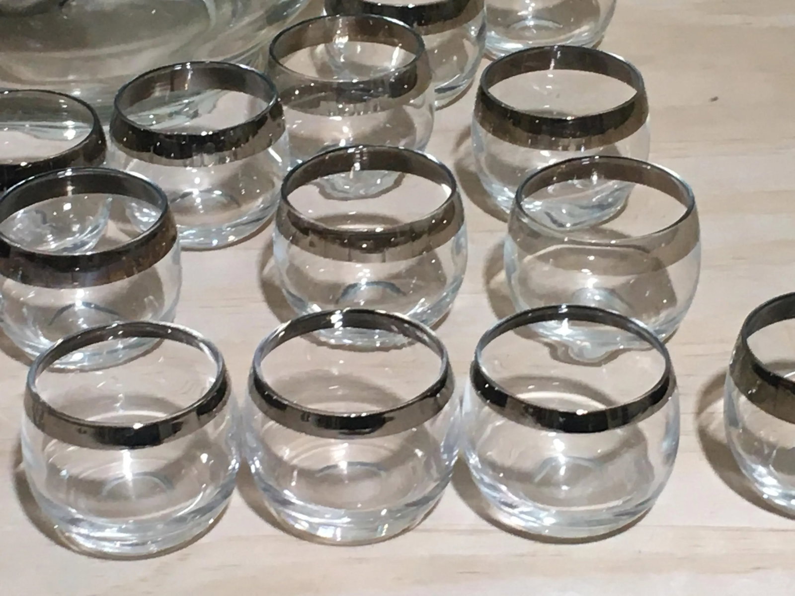 Mid Century Modern Dorothy Thorpe Style Silver Rim Roly Poly Punch Bowl Set- 23 Pieces - 8
