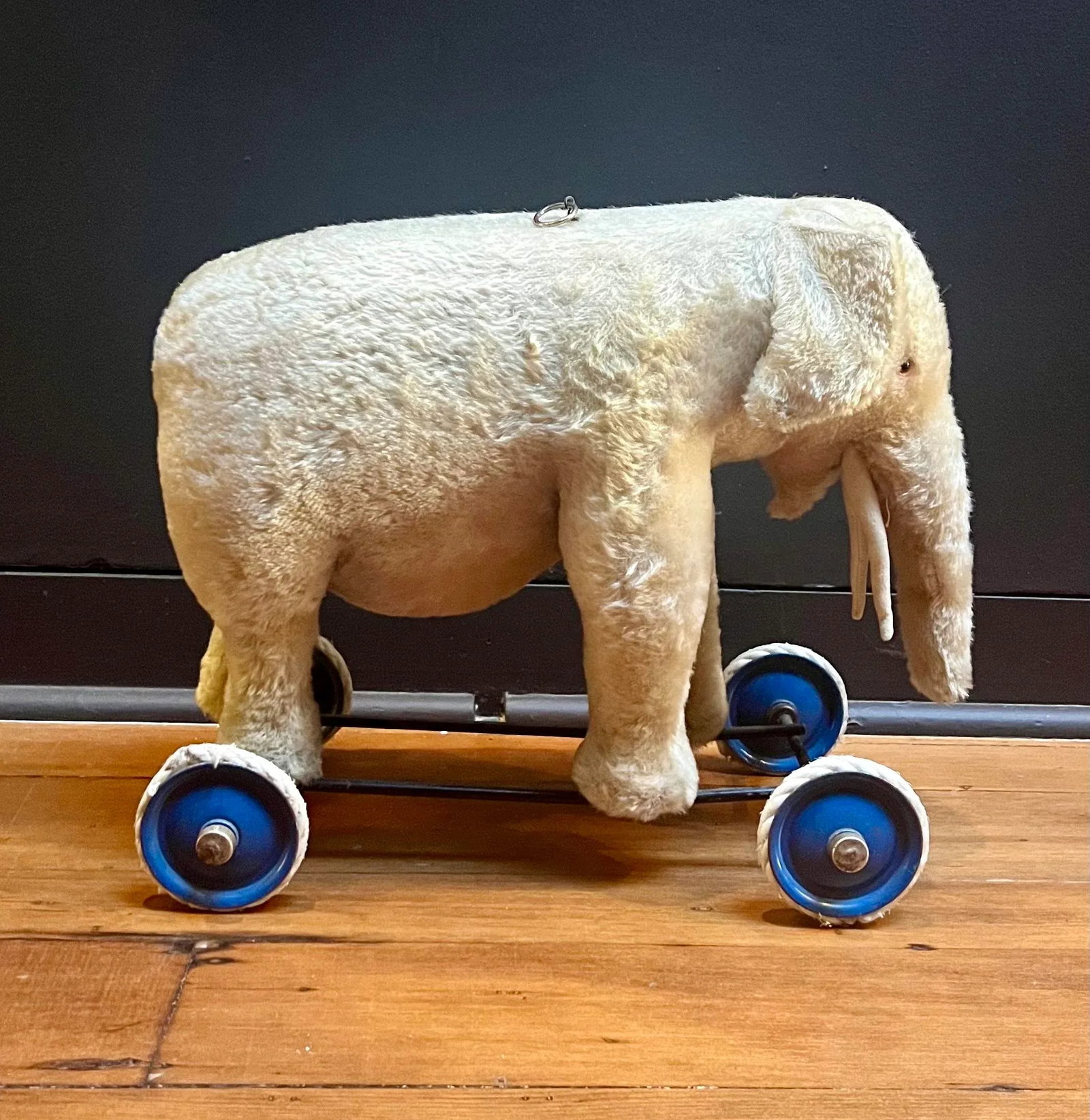 1940s/1950s Steiff Mohair Elephant on Wheels Pull Toy - 2
