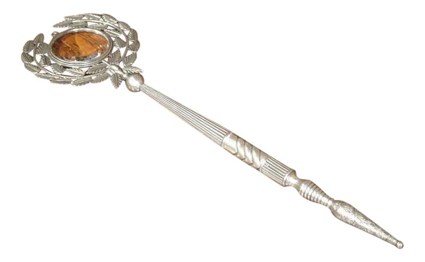 19th Century French Pewter Magnifying Glass With Laurel Wreath Frame: Elevate a desk or library setting with this elegant antique French magnifying glass, crafted circa 1870 and notable for its exceptional scale and refined neoclassical design. The round lens is framed
