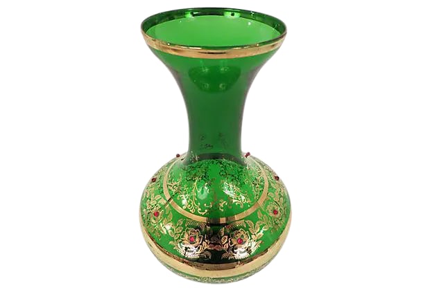 Vintage 22k Filigree Hollywood Regency Kelly Green Vase: Large Hollywood Regency kelly green-colored glass vase decorated with 22K gold filigree scrolls throughout and gold banding accentuated with ruby-red carbochons. Unmarked. Perfect for a pop of color i