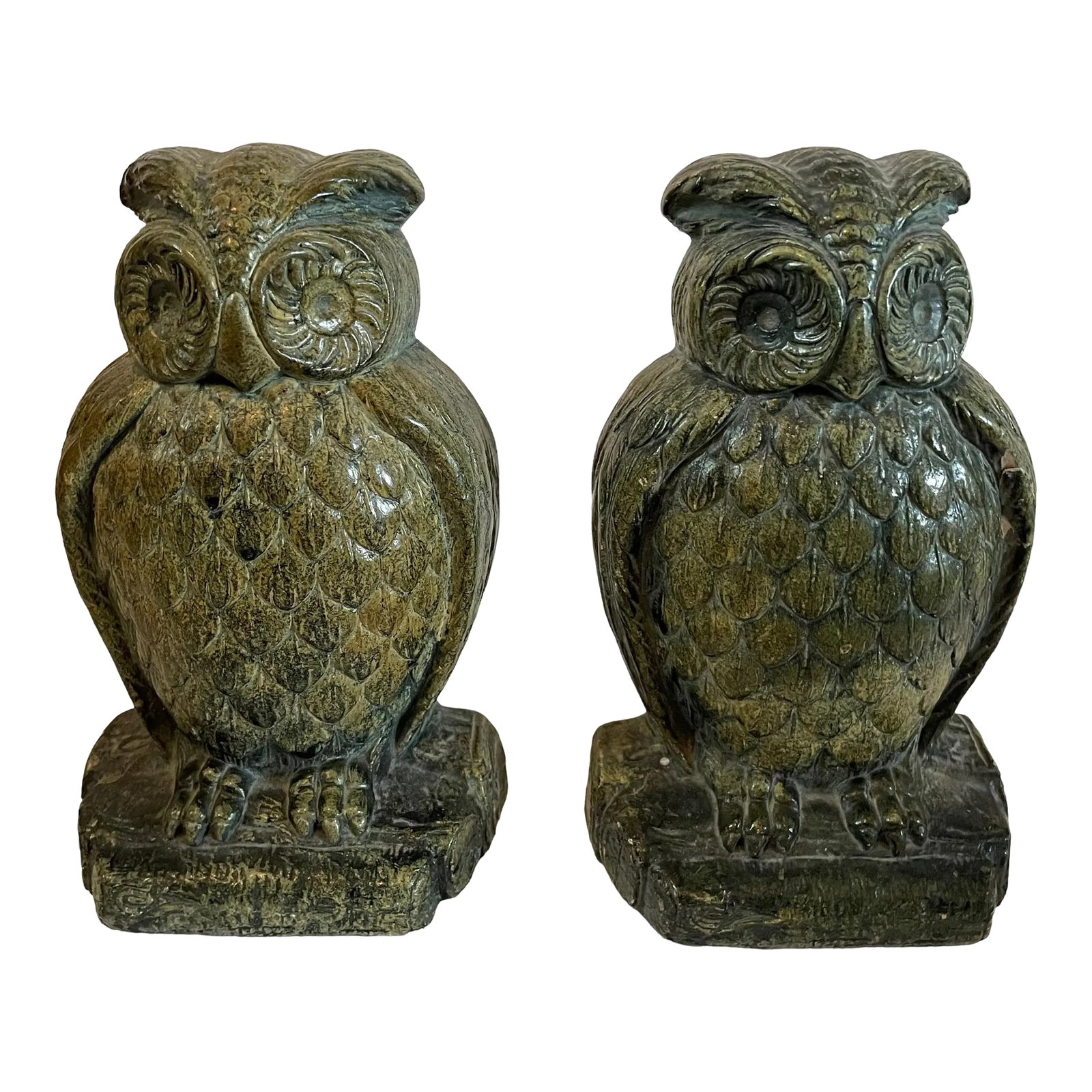 Vintage Ceramic Bronze-Colored Owl, Bookends: Vintage Ceramic Bronze-Colored Owl, Bookends. These are heavy and well-made. Really nice casting. They actually look like metal but I believe they're ceramic. Use for your library or for styling a