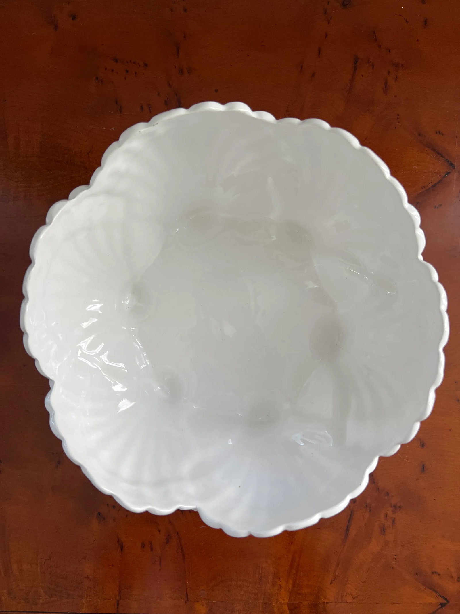 Vintage White Ceramic Scallop Shell Serving Bowl - 6