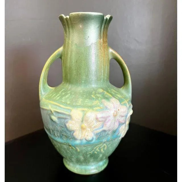 1939 Roseville "Cosmos" Art Deco, Pastel Green Art Pottery Vase, #946-6 - 6