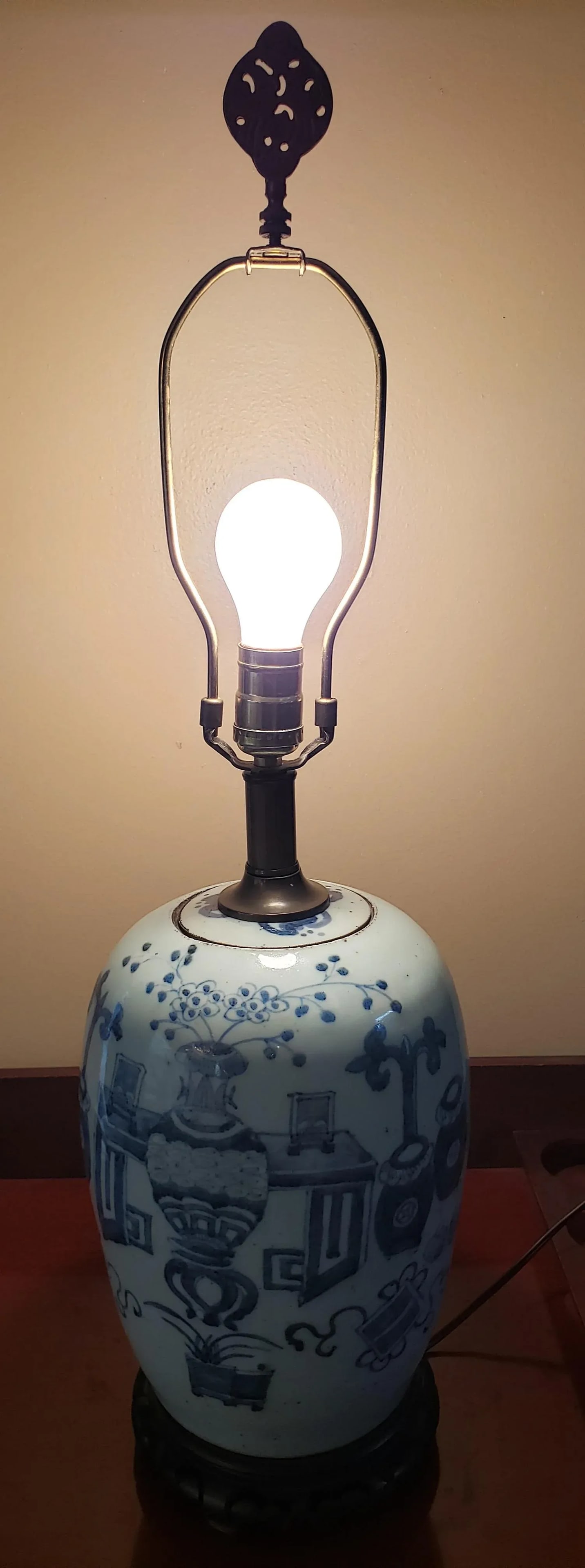 Mid 20th Century Blue and White Porcelain Ginger Jar Lamp - 2