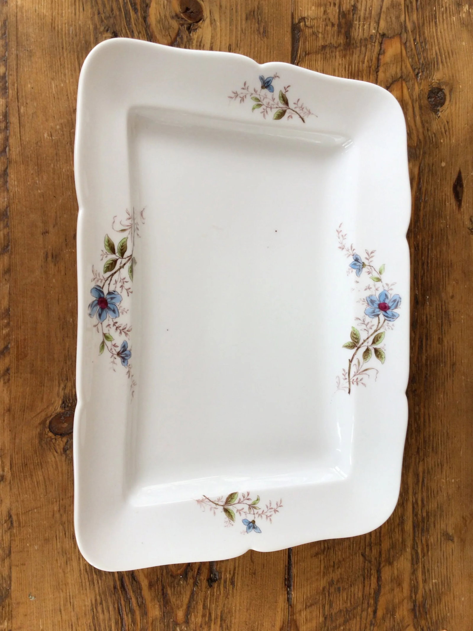 Vintage Ironstone Rectangular Platter With Delicate Blue Flowers and Scalloped Edges - 4