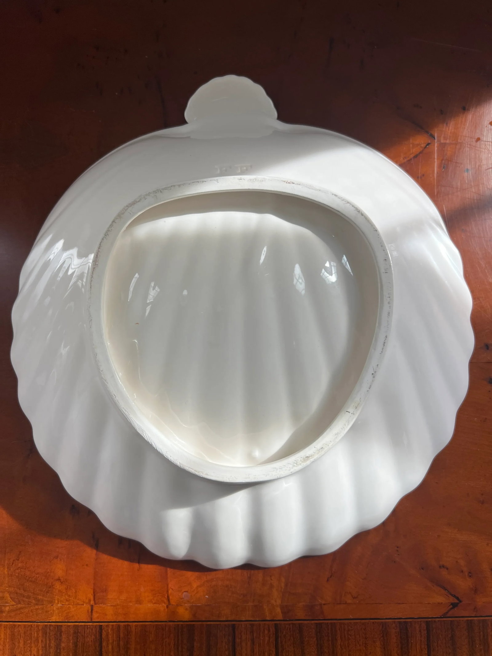 Vintage Fitz and Floyd Scallop Hors D' Ouvre Serving Bowl - 9