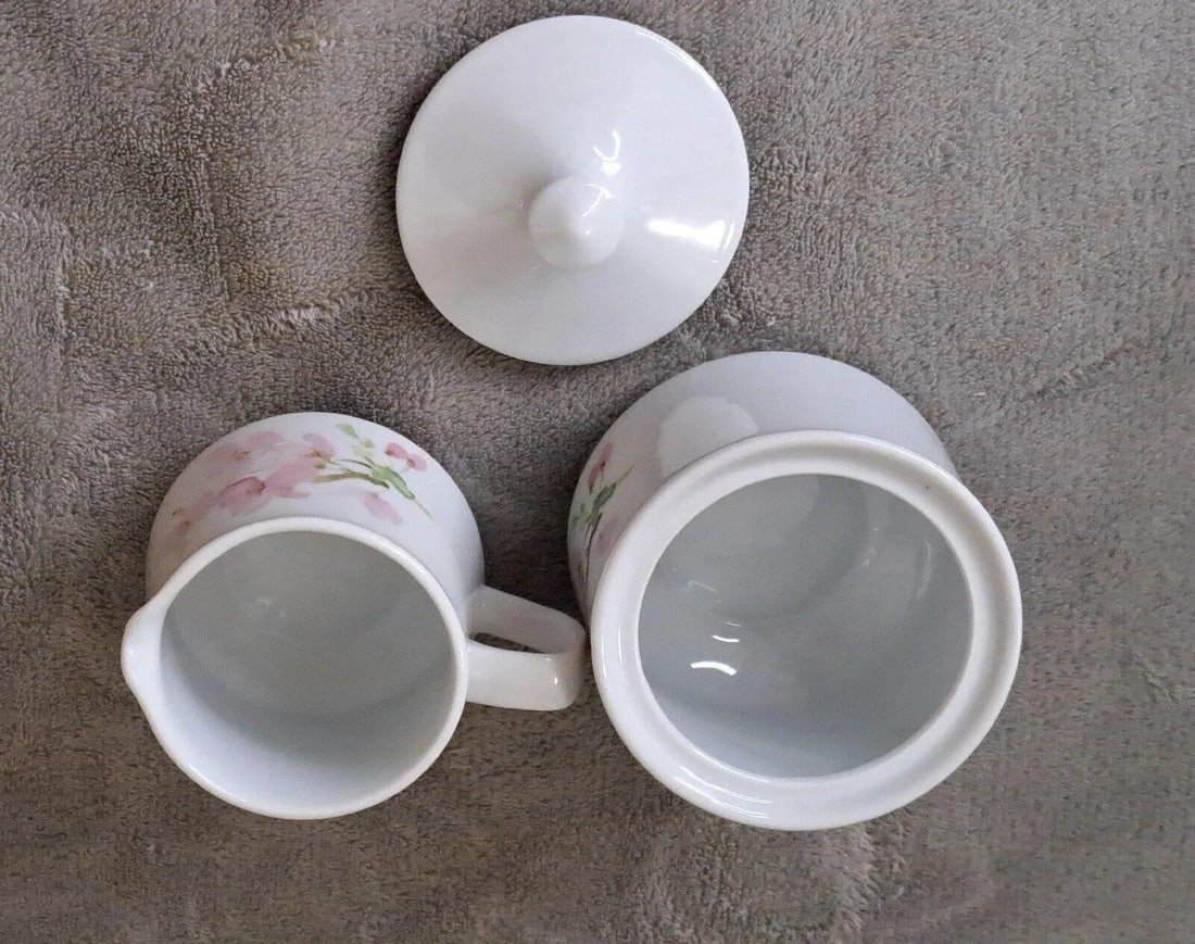 1970s Liette International Pink Dogwood Blossoms Ceramic Creamer & Sugar Bowl Set- 2 Pieces - 9
