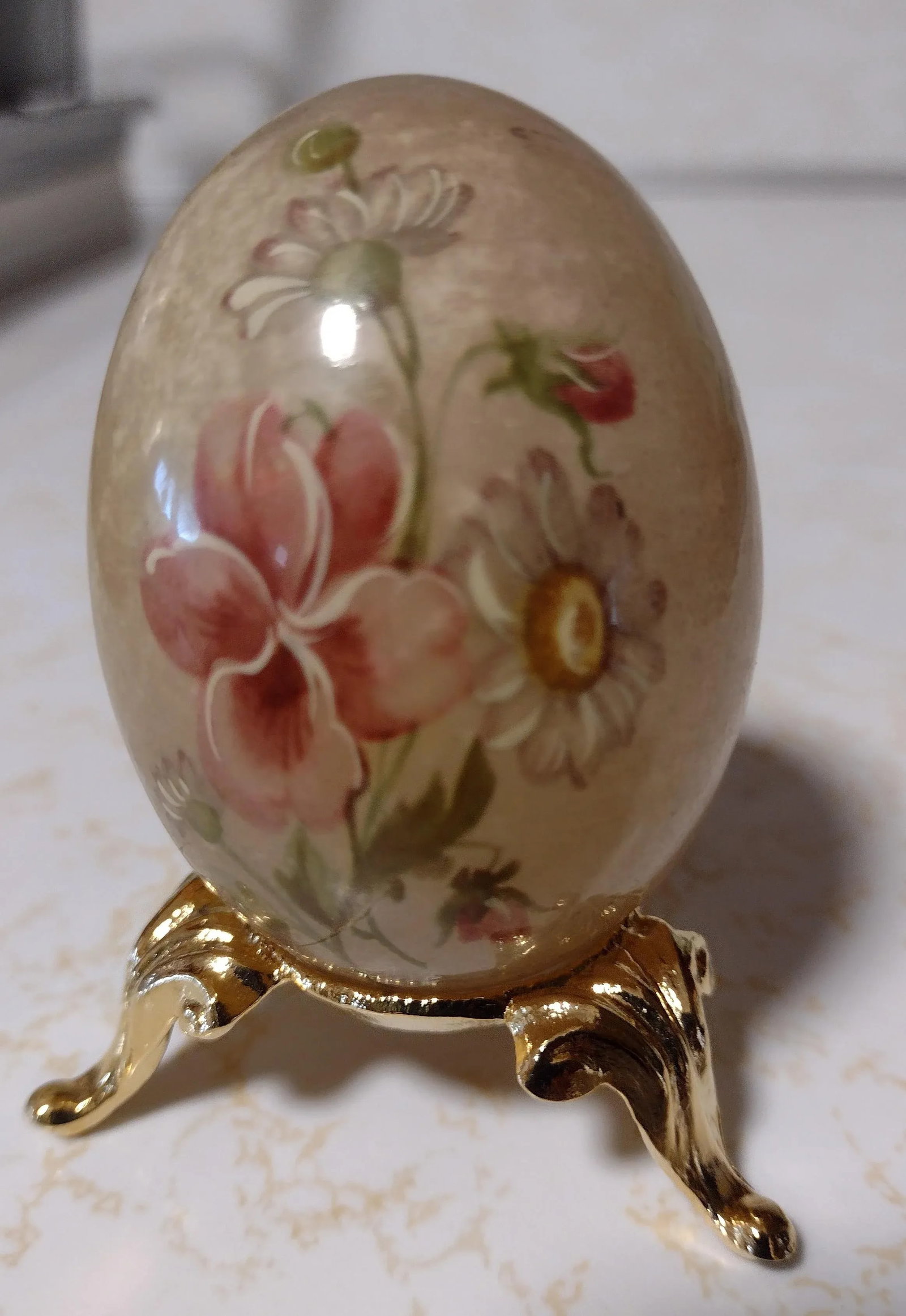 Mid 20th Century Italian Alabaster Flowered Egg - 2