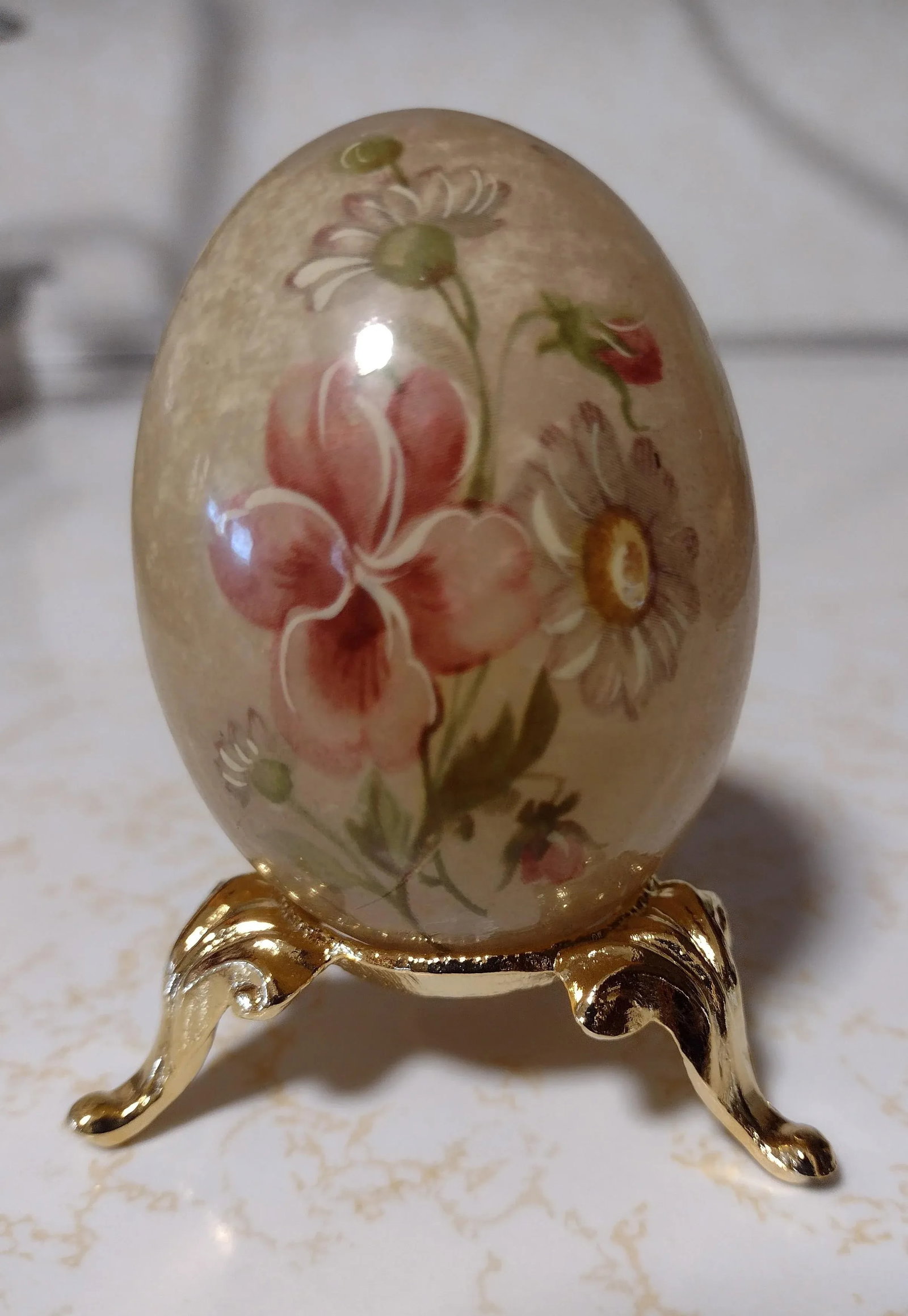 Mid 20th Century Italian Alabaster Flowered Egg - 8