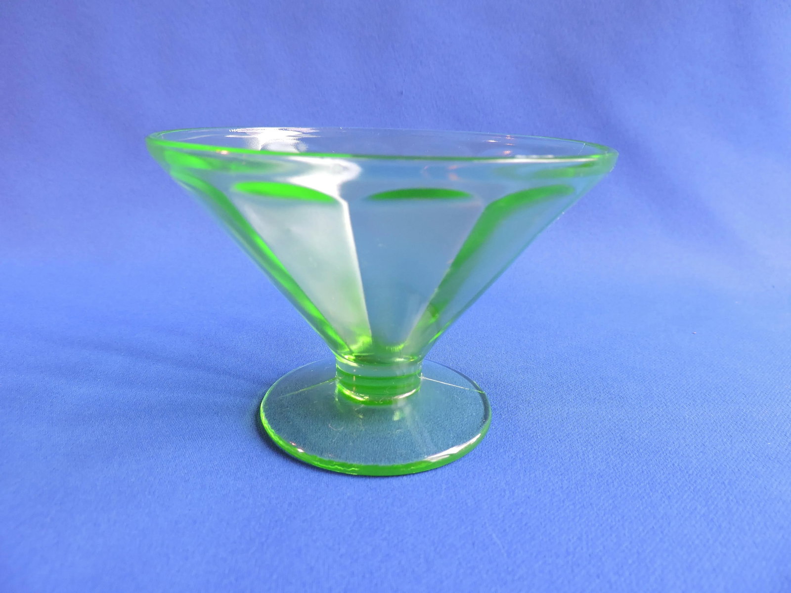 1930's Federal Depression Vaseline Glass Low Footed Sherbets Pair of 2 - 4