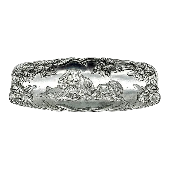 Vintage Arthur Court 1994 Rabbits Cast Aluminum Oblong Platter: Beautiful oblong platter featuring three bunnies and flowers. Perfect gift for animal decor lovers. Condition: Alterations: Original Condition Unaltered Imperfections: Some Imperfections Condition Not