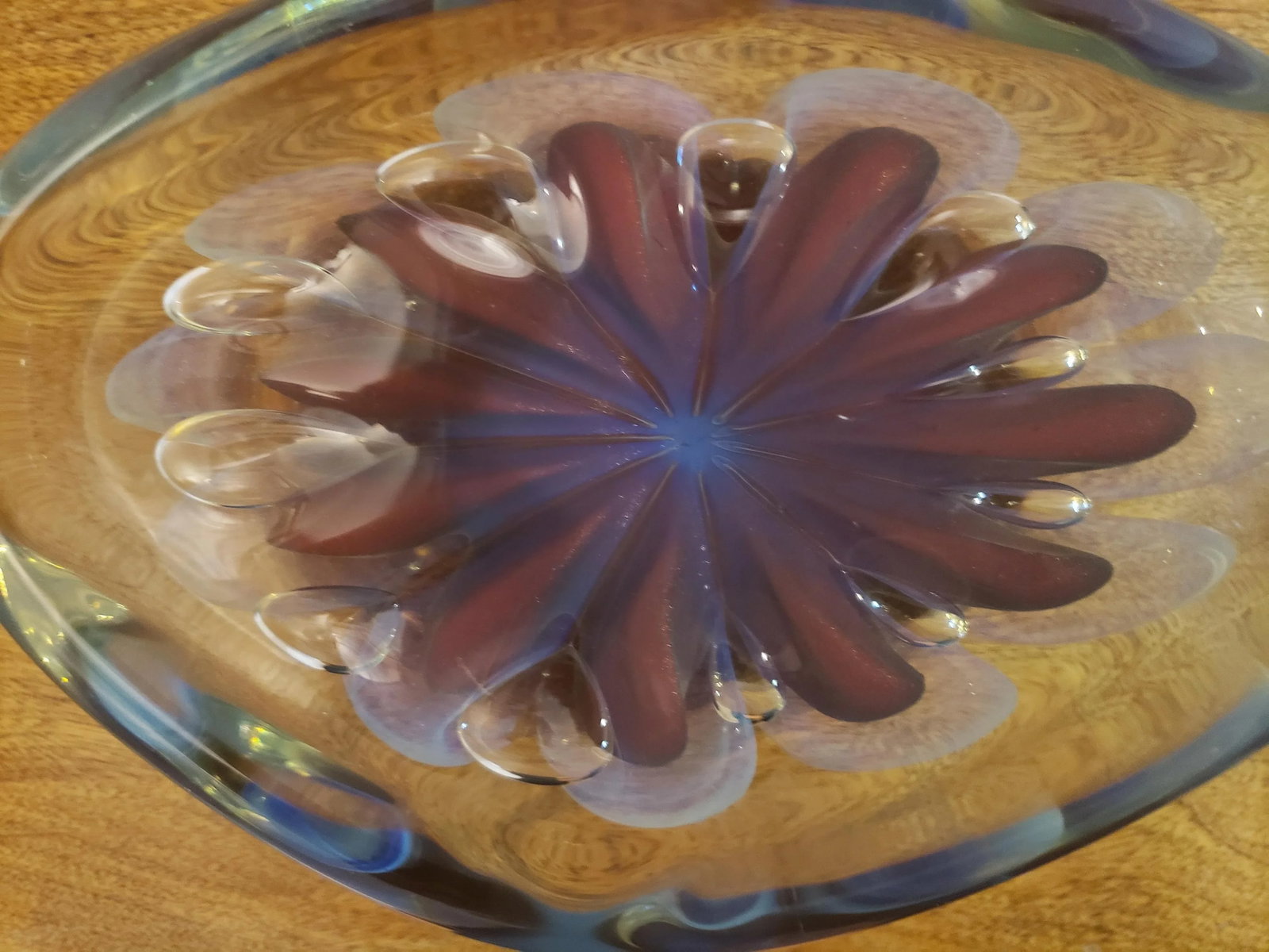 2007 Signed Robert Eickholt "Seascape" Decorative Art Glass Shallow Bowl/Dish/Paper Weight - 6