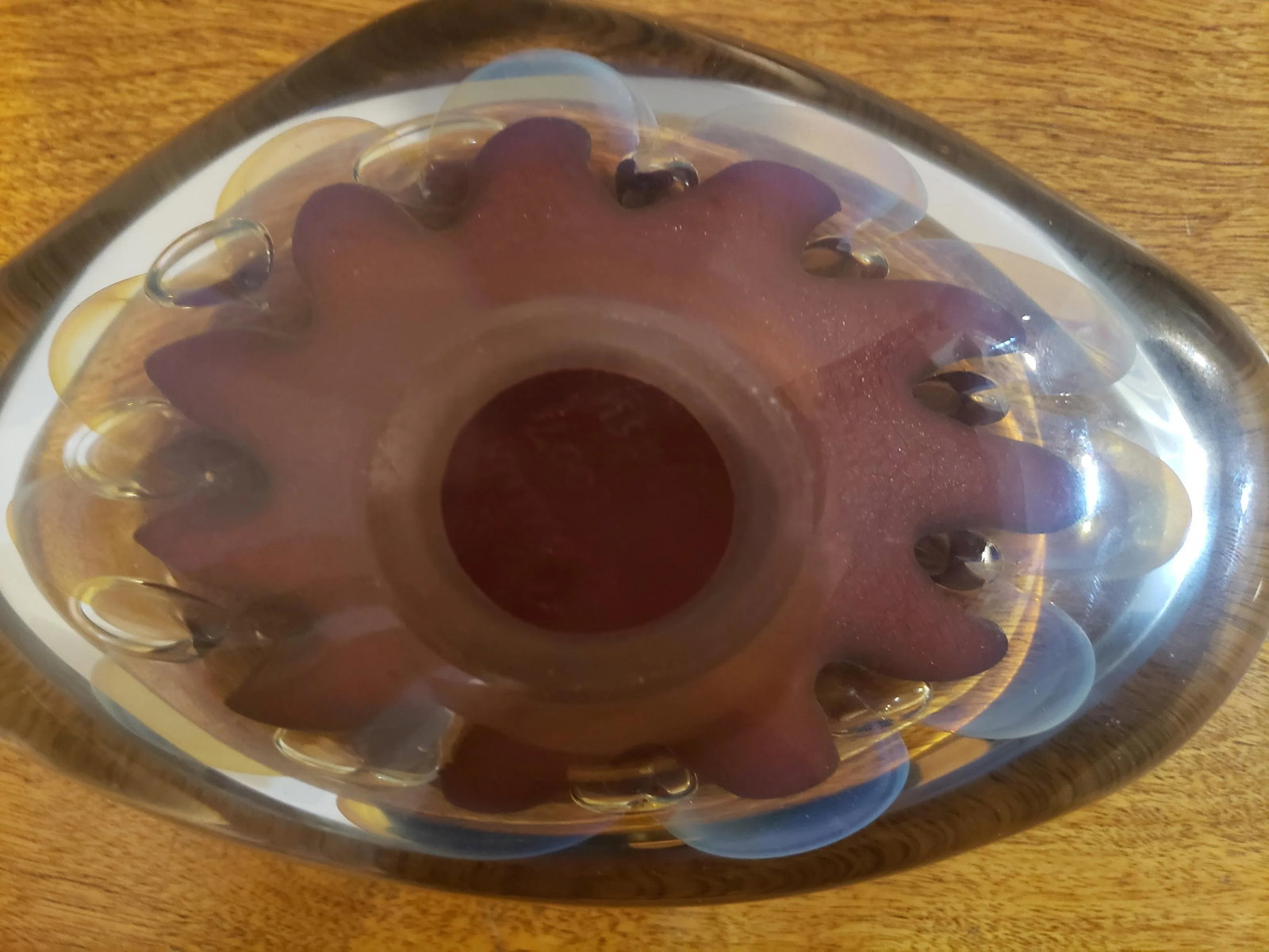 2007 Signed Robert Eickholt "Seascape" Decorative Art Glass Shallow Bowl/Dish/Paper Weight - 7