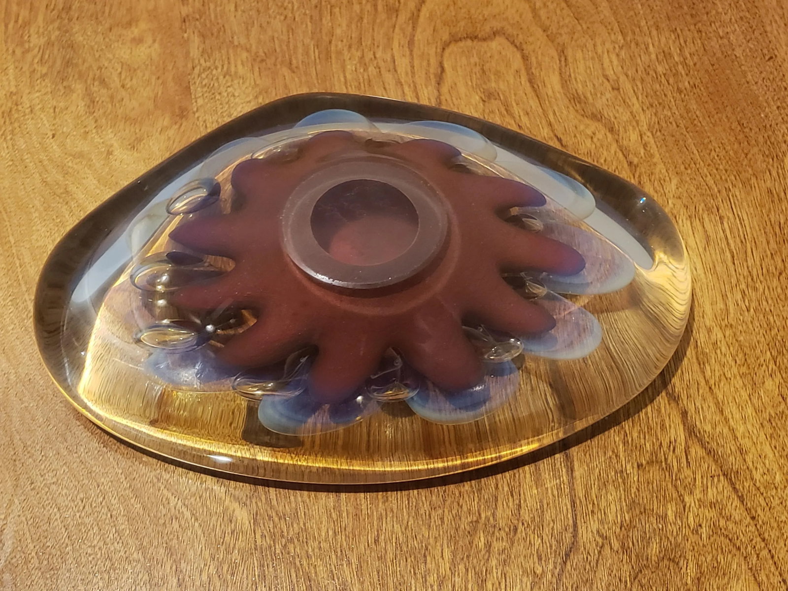 2007 Signed Robert Eickholt "Seascape" Decorative Art Glass Shallow Bowl/Dish/Paper Weight - 9