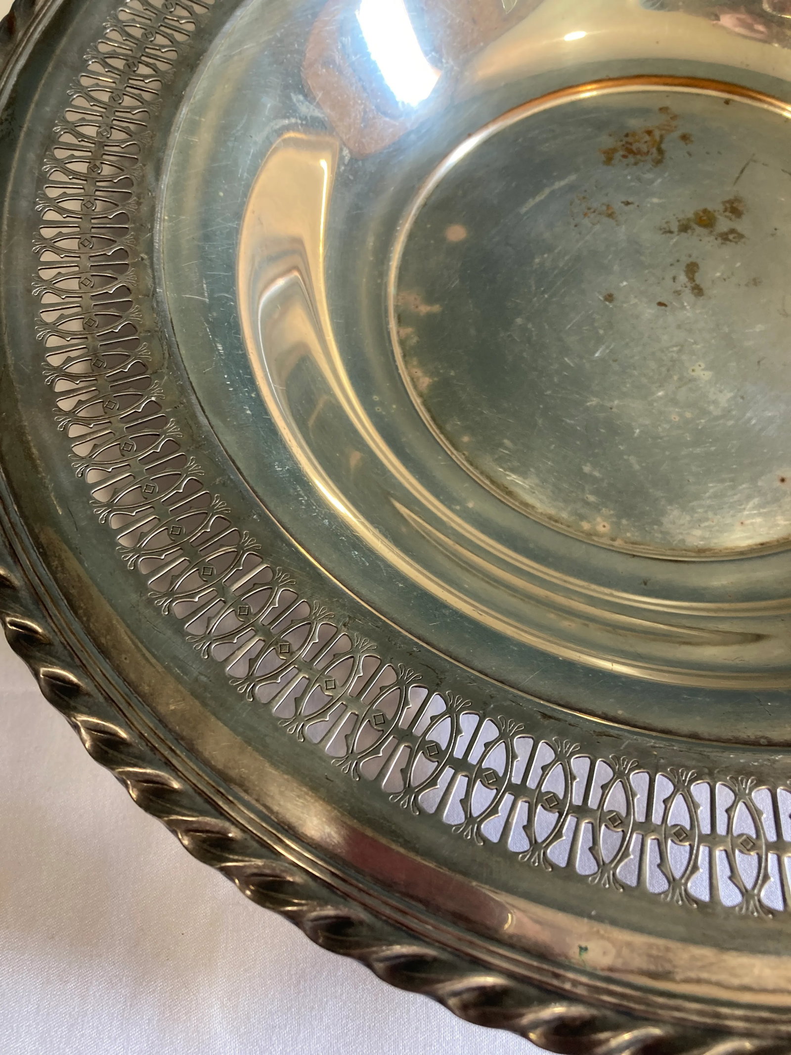 1940s Silverplate Cachepot or Bowl With Woven Edges - 2