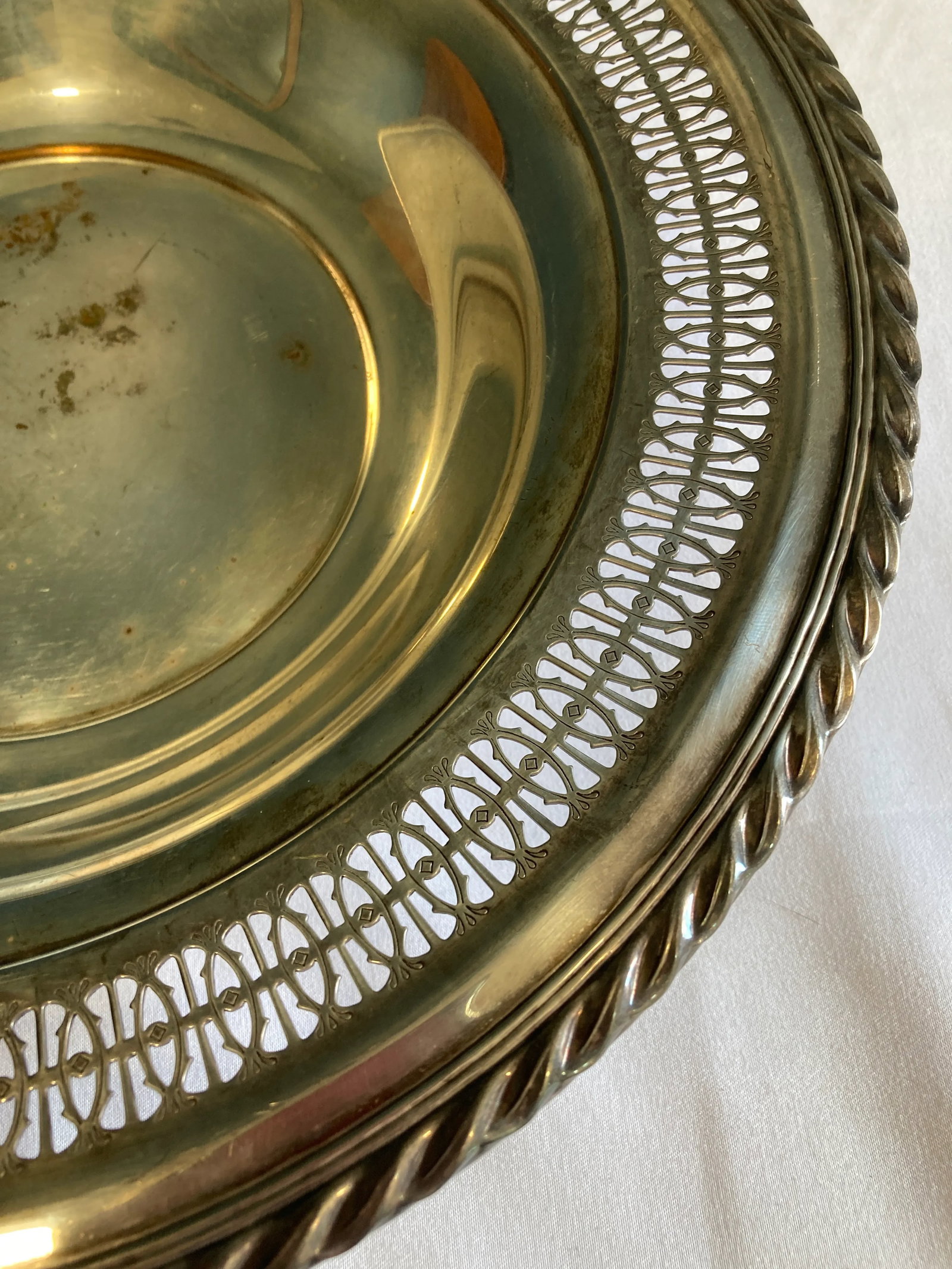 1940s Silverplate Cachepot or Bowl With Woven Edges - 4