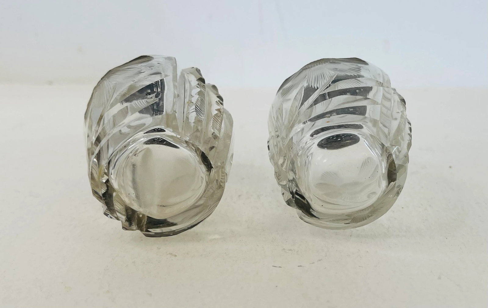 Early 20th Century Glass Floral & Sterling Salt & Pepper Shakers- a Pair - 4