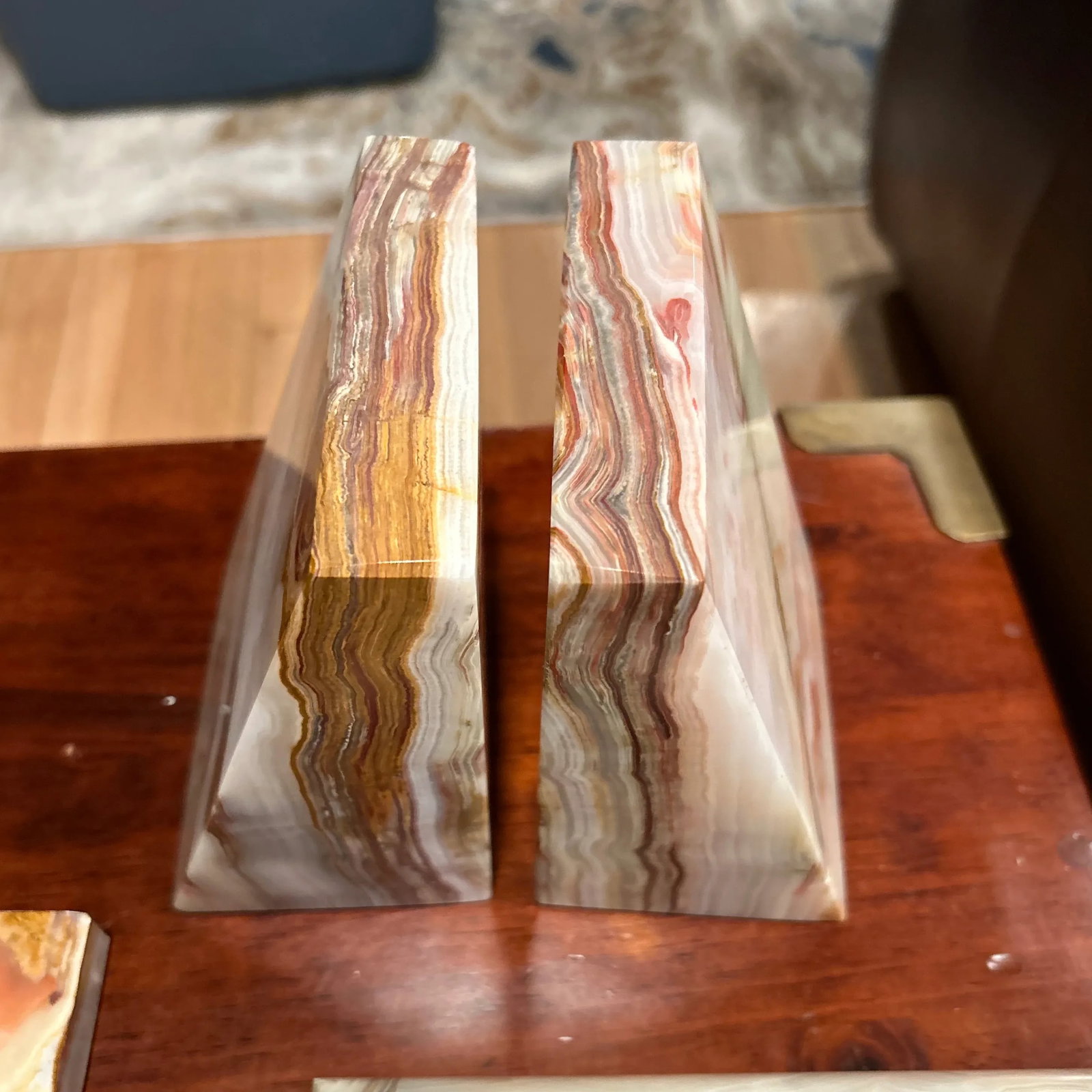 Onyx Mid-Century Modern Desk Set Includes Book Ends, Pen Holder, Note Pad Holder Set- 4 Pieces - 5