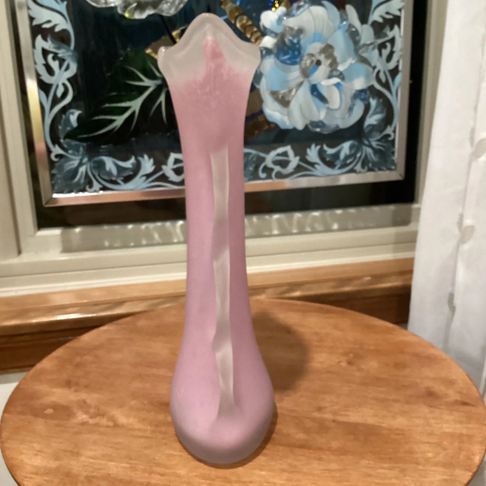Mid 20th Century Vintage Art Glass Hand Blown Pink Scalloped Frosted Vase With Figurative Handles - 2
