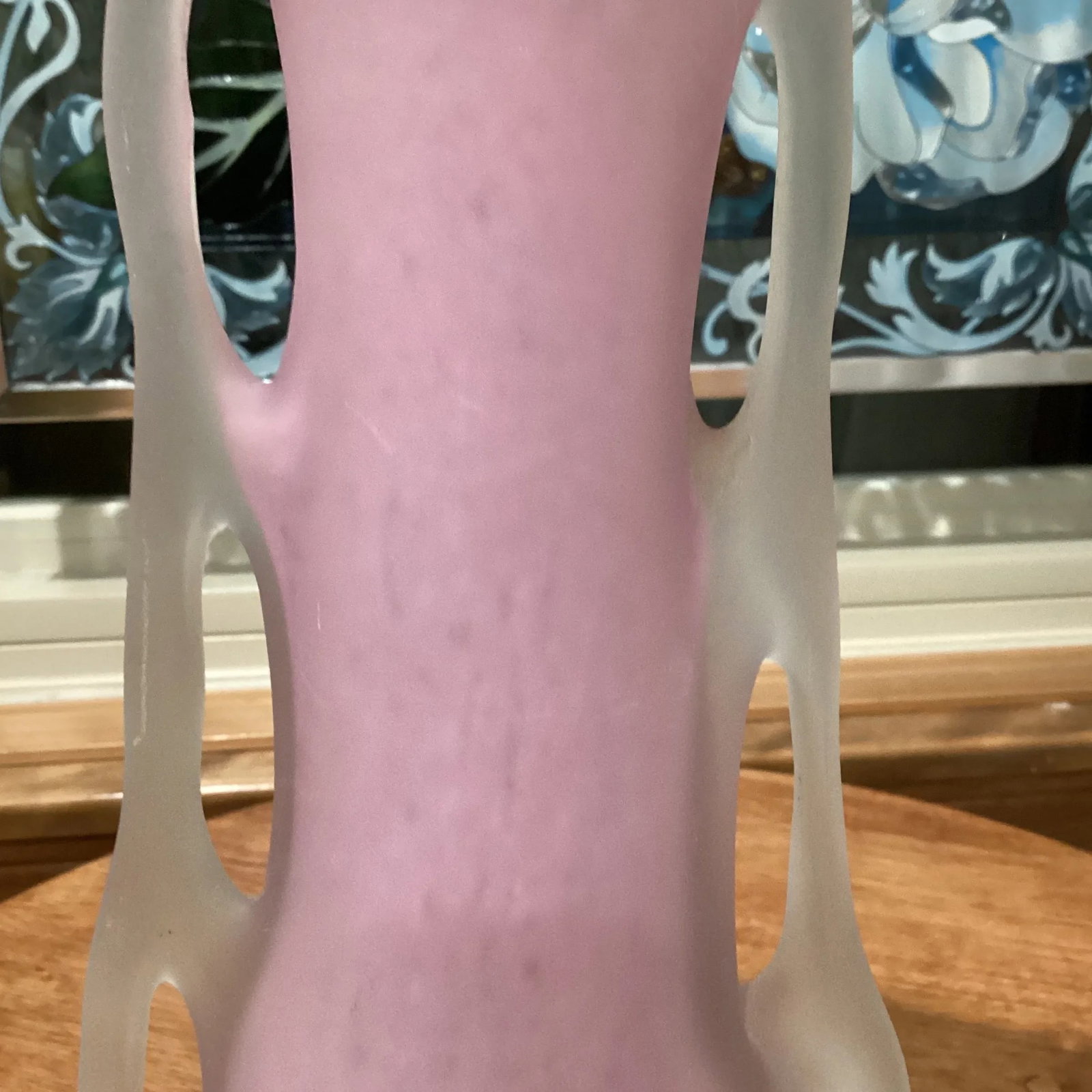 Mid 20th Century Vintage Art Glass Hand Blown Pink Scalloped Frosted Vase With Figurative Handles - 9