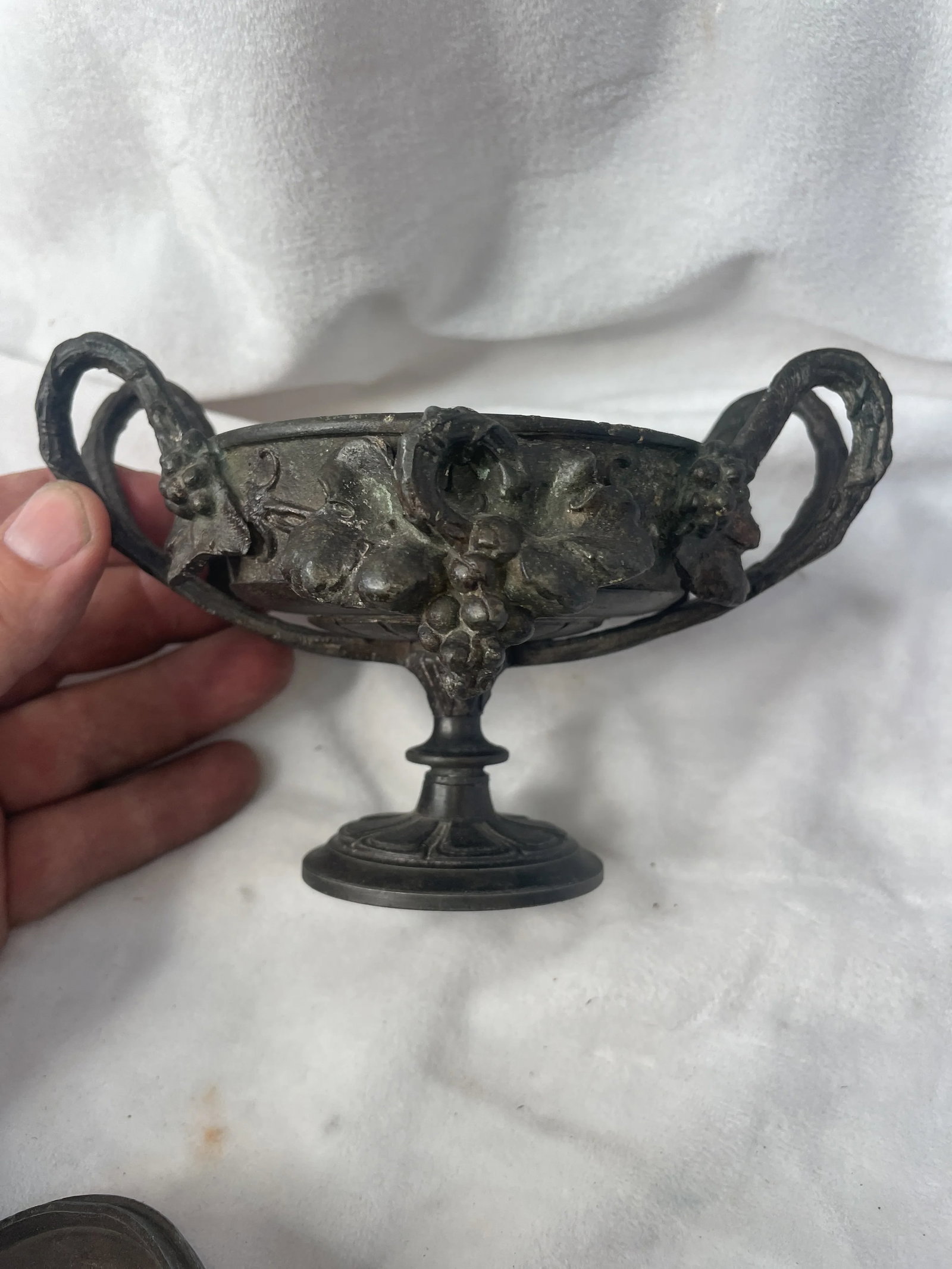 19th Century Grand Tour Italian Grape Vine Motif Small Bronze Twin Handled Urn - 6