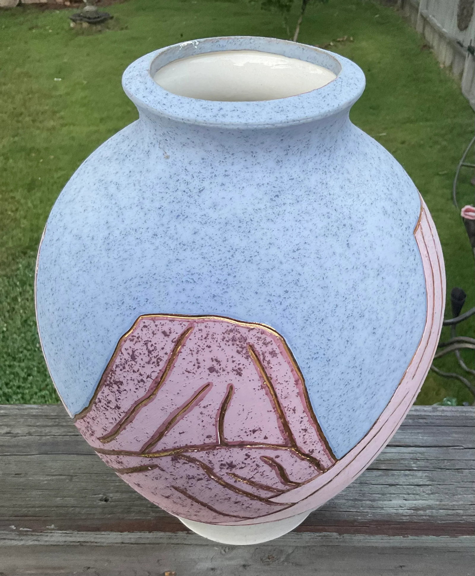 Large Southwestern Pottery Vase, Signed. - 6