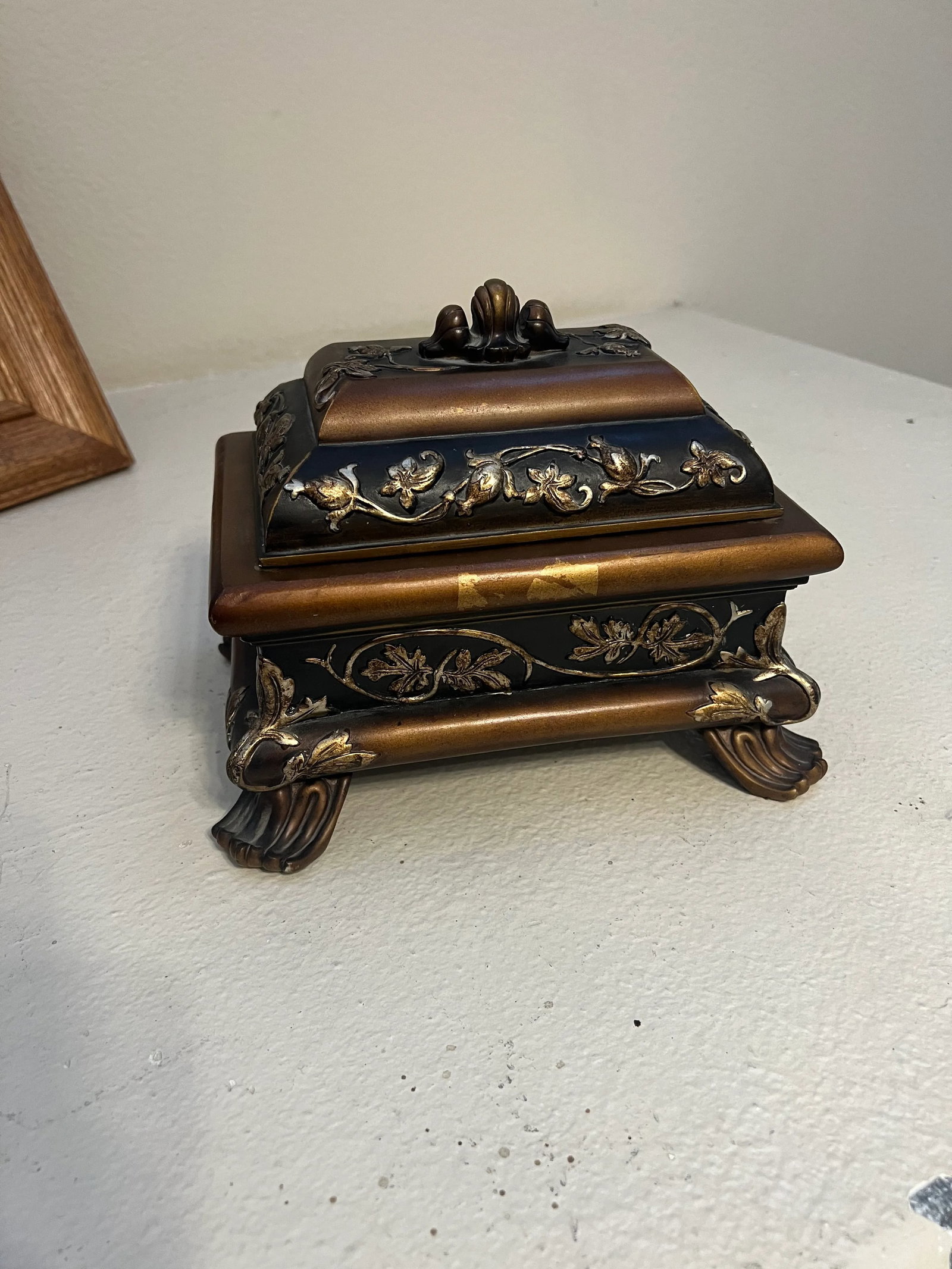 Vintage Mid 20th Century Tea Caddy Keepsake Trinket Jewelry Box / Safe Plaster - 2