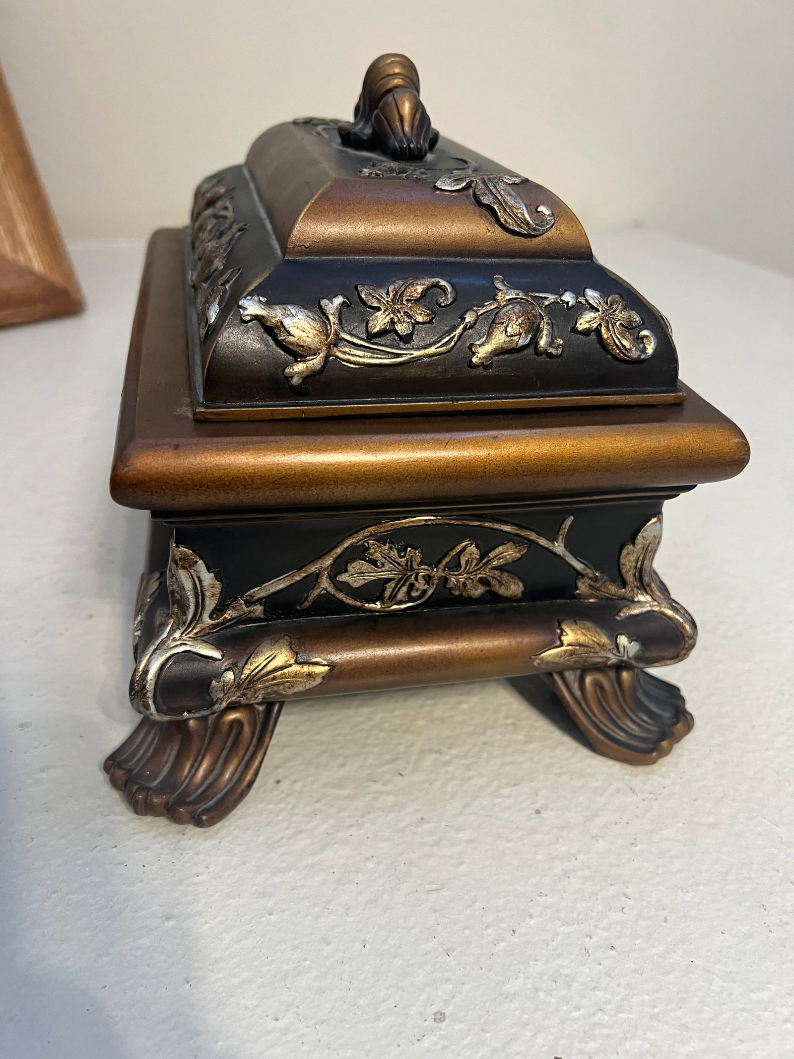 Vintage Mid 20th Century Tea Caddy Keepsake Trinket Jewelry Box / Safe Plaster - 7