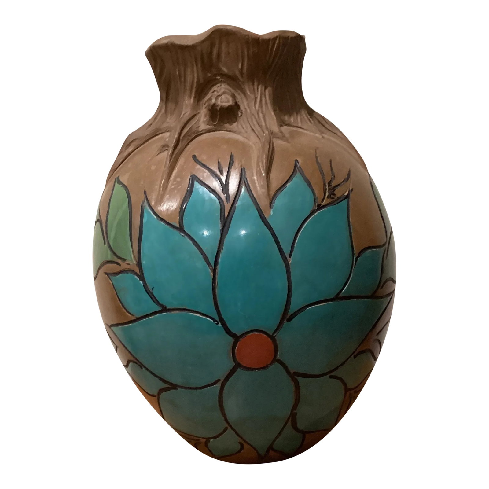 Vintage Large Chulucanas Peru Hand Painted Art Pottery Vase by Ricardo Castillo: Vintage Chulucanas Peru Art Pottery Vase by Ricardo Castillo. Hand Painted and Beautiful! A beautiful vintage Peruvian pottery vase with classic Chulucanas design and color palette. Signed by the arti