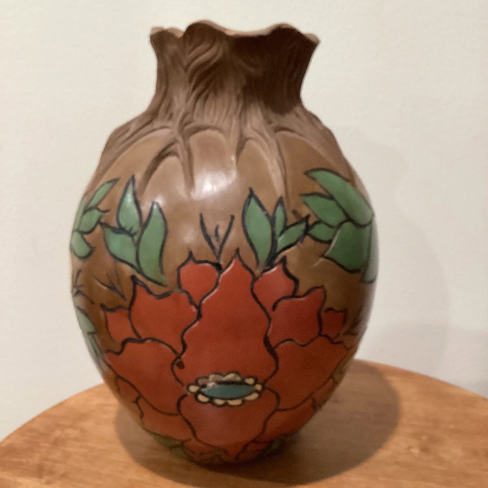 Vintage Large Chulucanas Peru Hand Painted Art Pottery Vase by Ricardo Castillo - 2