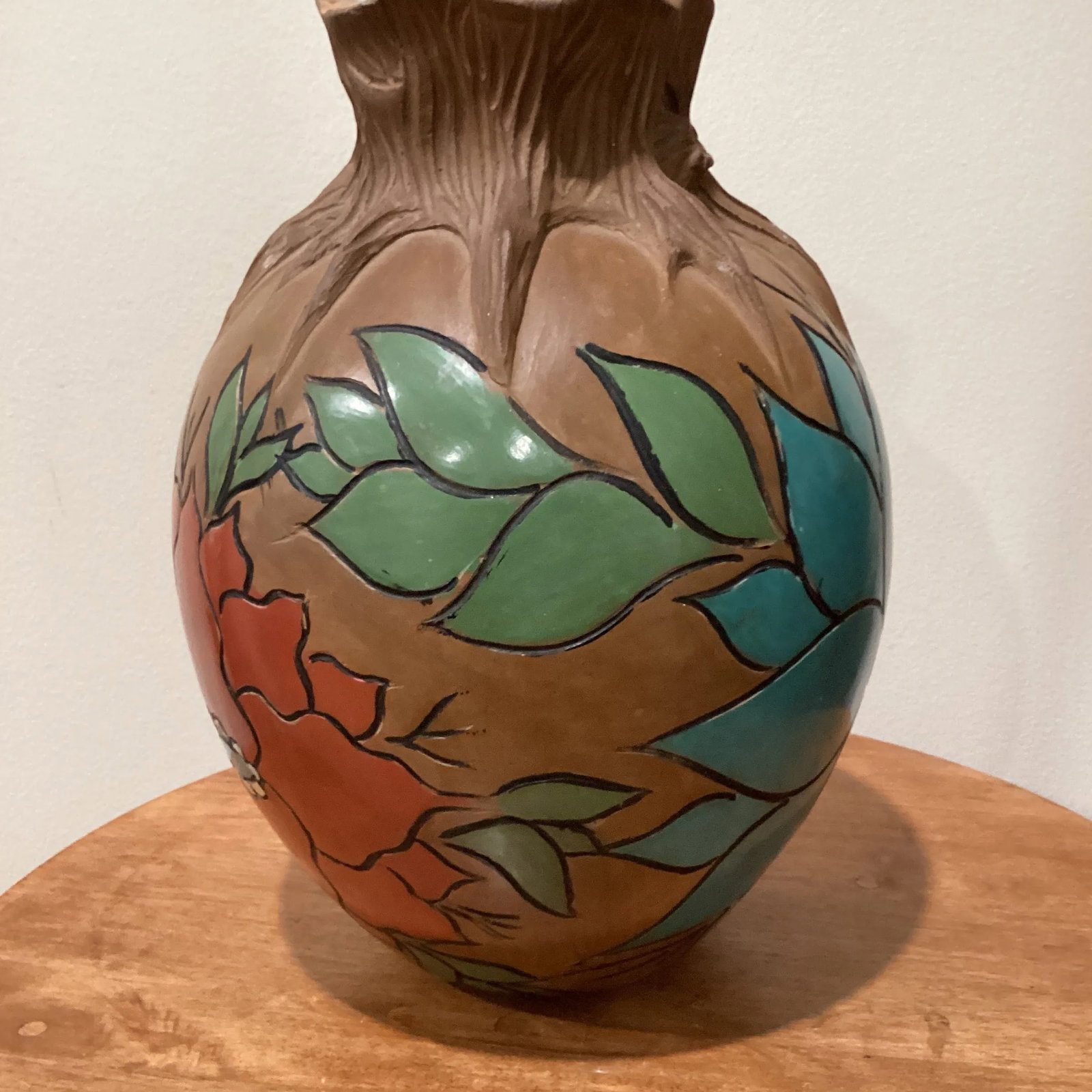 Vintage Large Chulucanas Peru Hand Painted Art Pottery Vase by Ricardo Castillo - 4