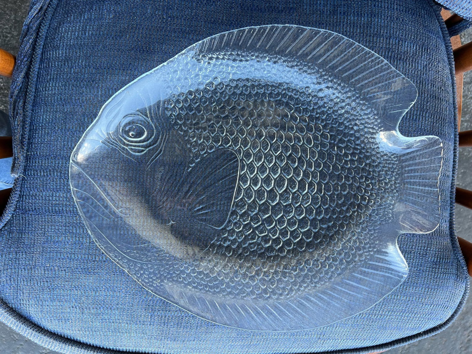 Mid Century Glass Embossed Fish Platter - 2