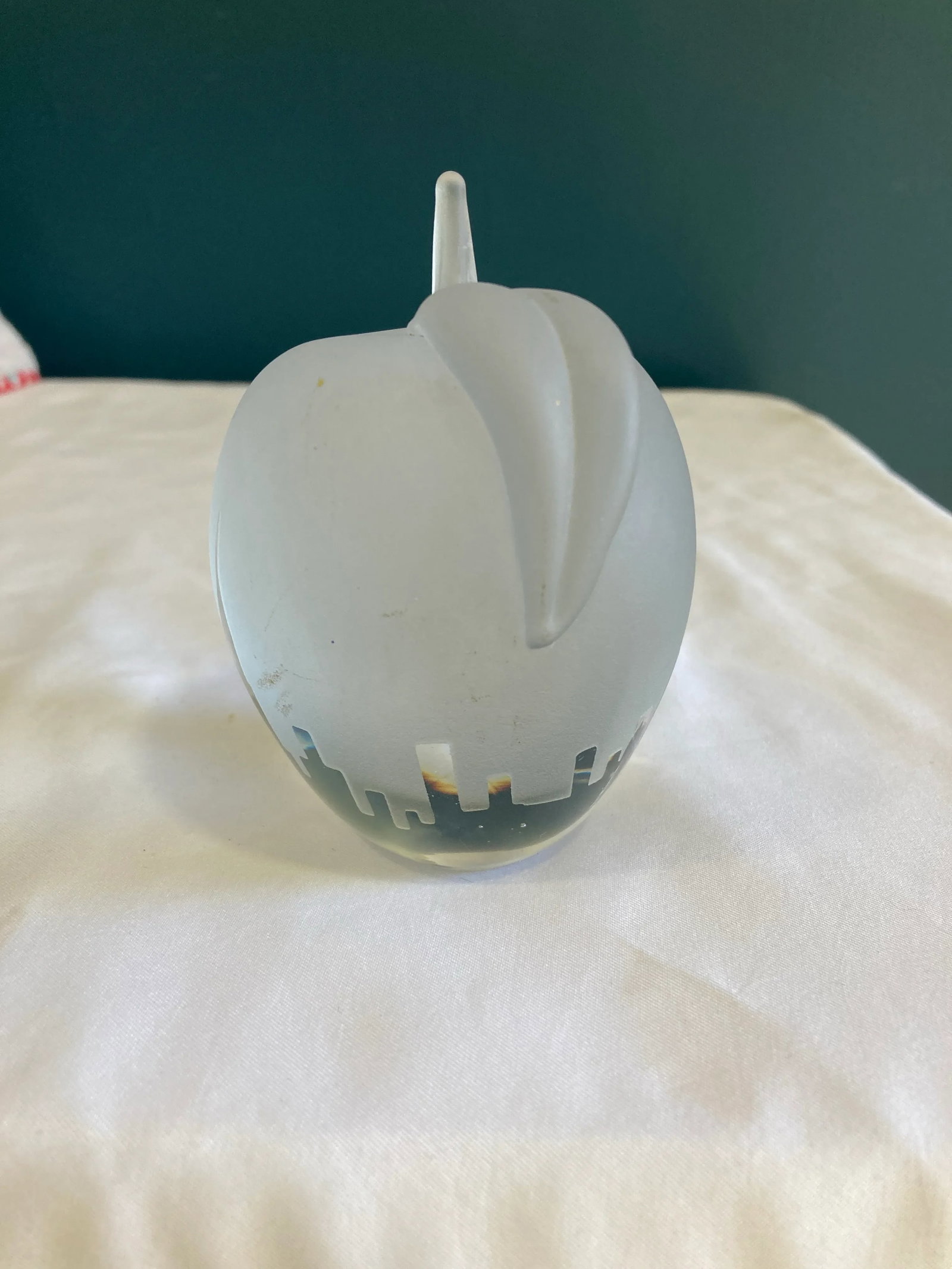 Vintage New York City Skyline Glass Apple Paperweight - 3