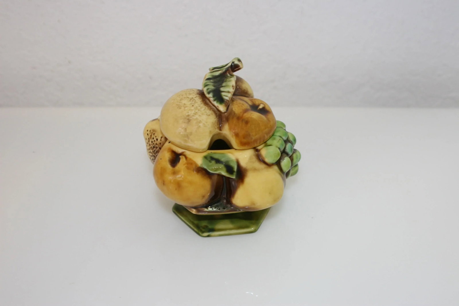 Mid Century Inarco Japan Hexagonal Sugar Bowl With Brown & Green Tone Raised Fruit Detail - 3
