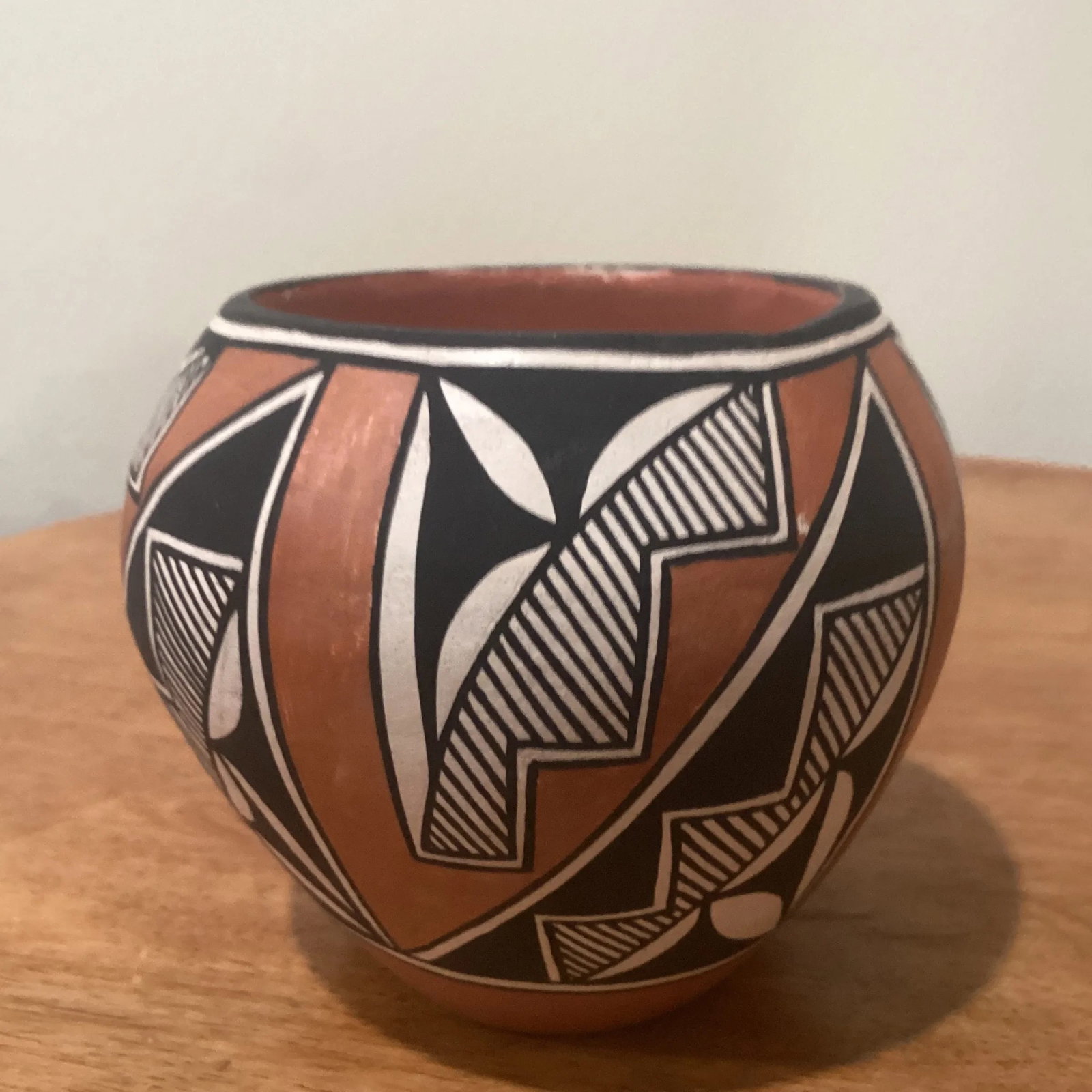 Vintage Acoma Pottery Handmade Stunning Polychromed Jar Artist Signed - 3