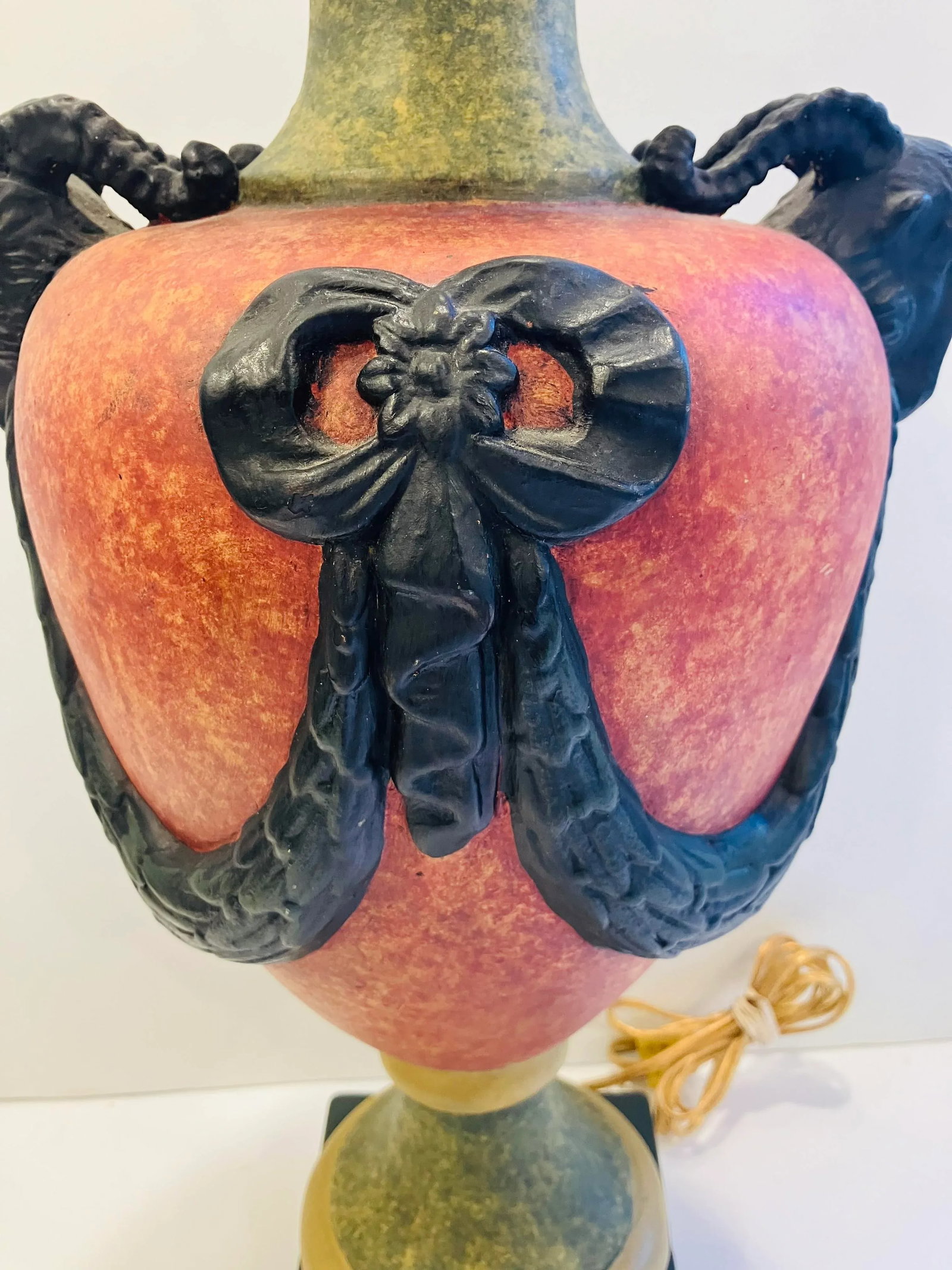 1980s Neoclassical Plaster Lamp - 2