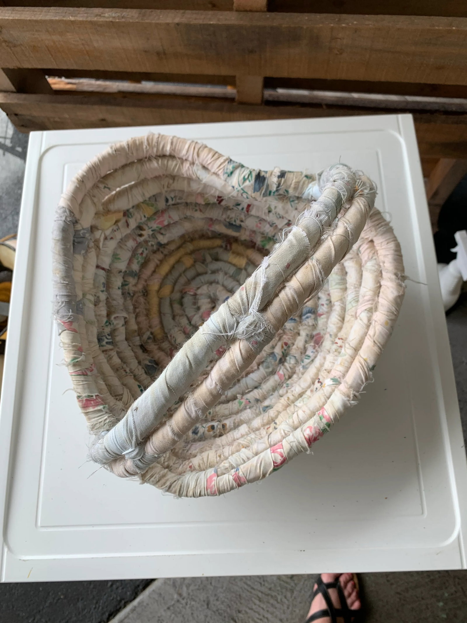 Vintage Heart Shaped Rag Basket With Handle - 4